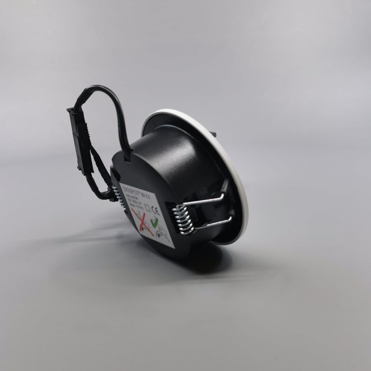 Diospot 30 V.2 6W 2700K 38° dæmpbar 32mm rund hvid (360° frame 18)