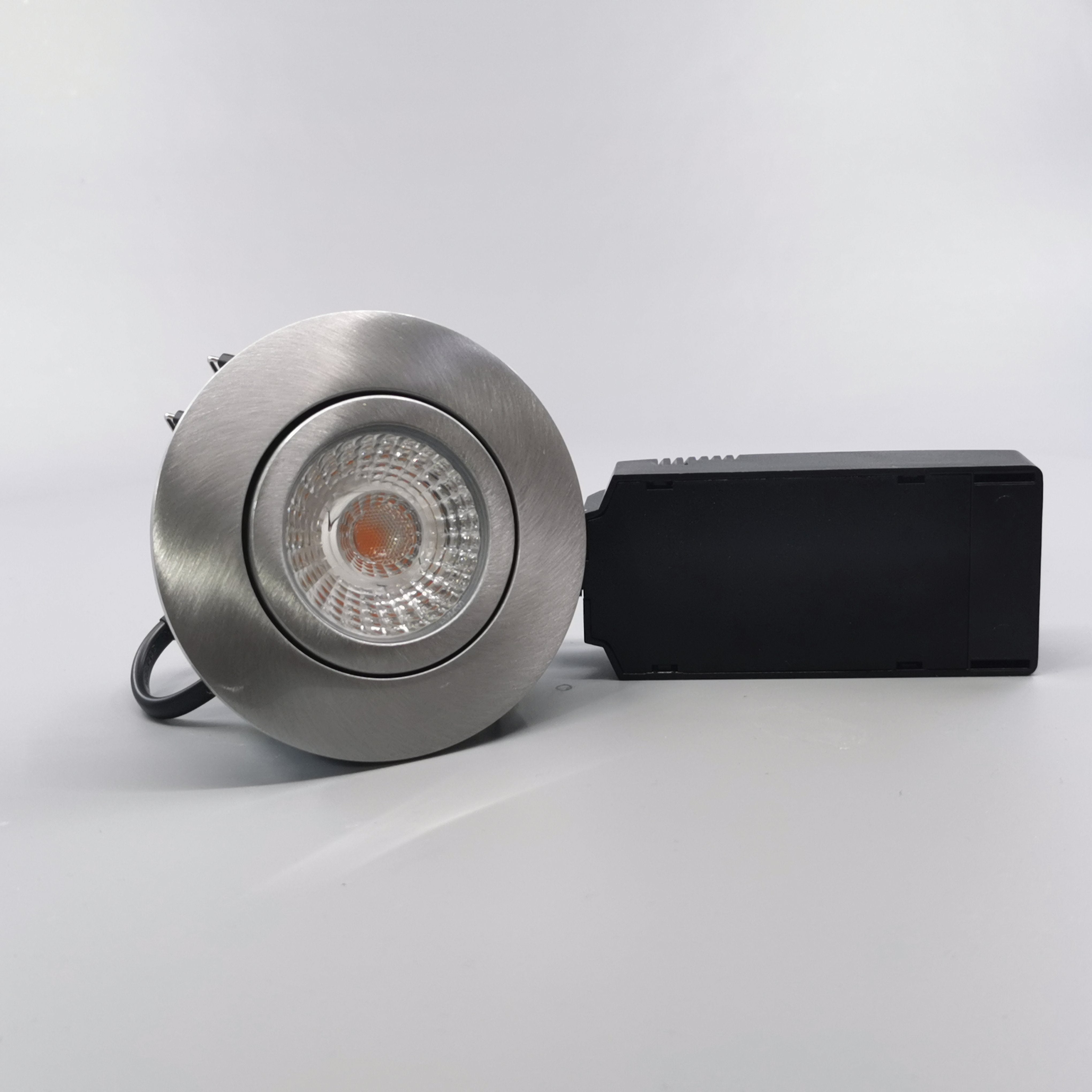 Diospot 30 V.2 6W 3000K 38° dæmpbar 32mm rund børstet