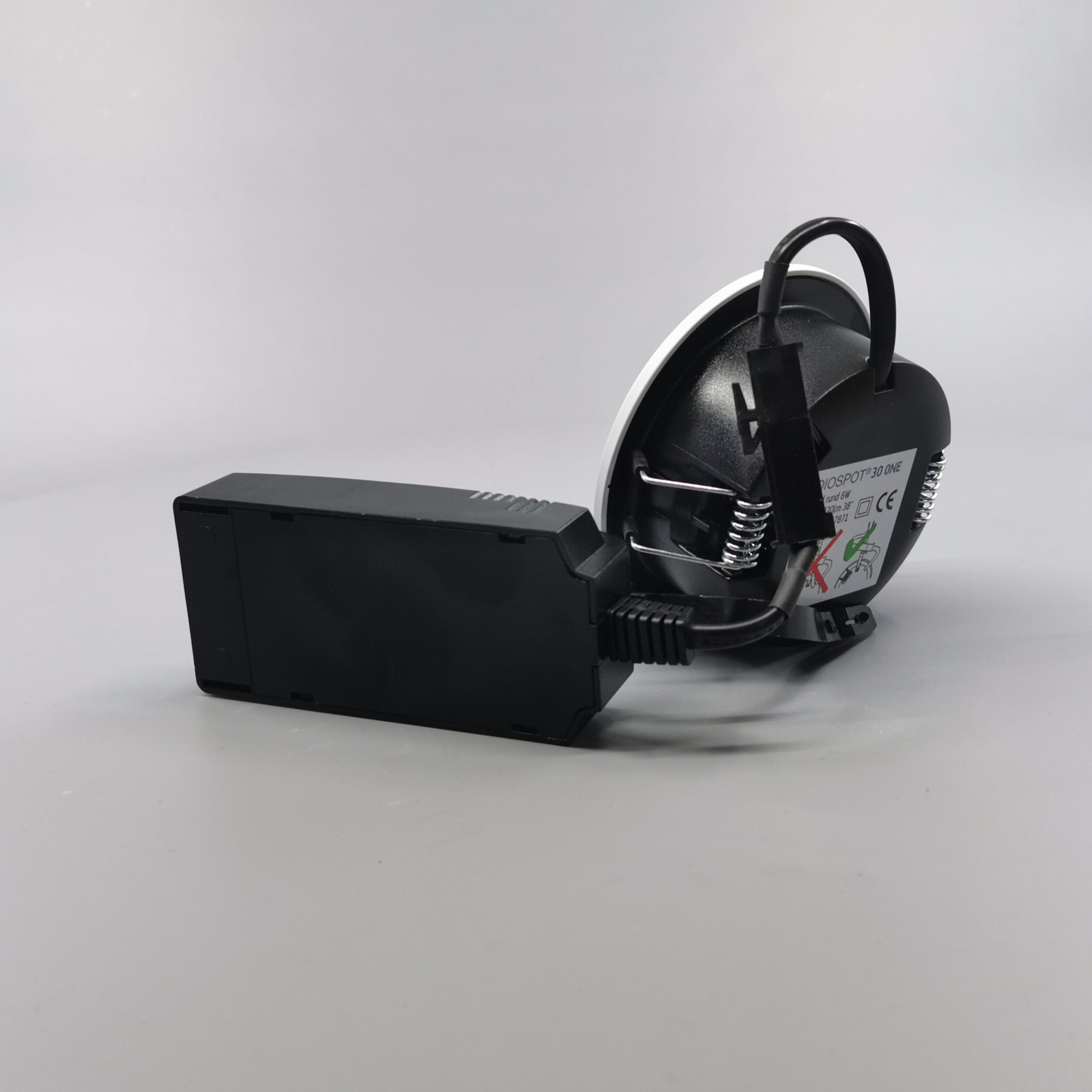 Diospot 30 One 6W 3000K 38° dæmpbar 32mm - hvid