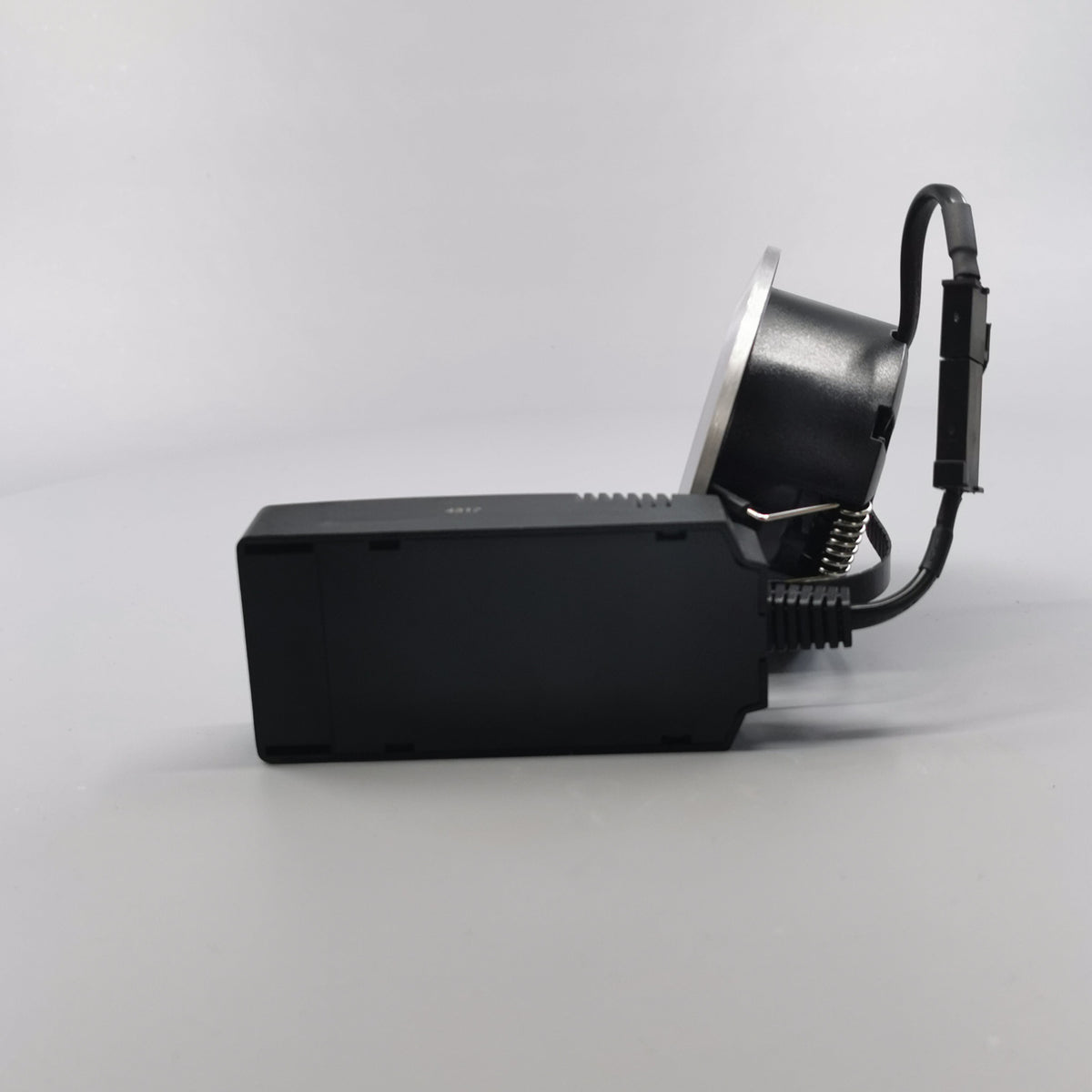Diospot 30 One 6W 2700K 38° dæmpbar 32mm - børstet (360° frame 9)