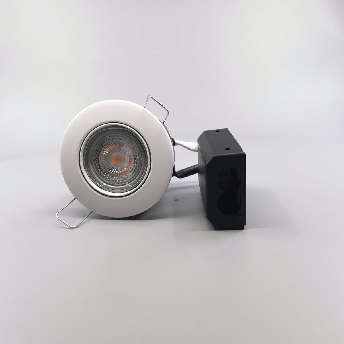 LED spot 5W dæmpbar flimmerfri 3000K 450Lm - Rund, mat hvid (360° frame 2)