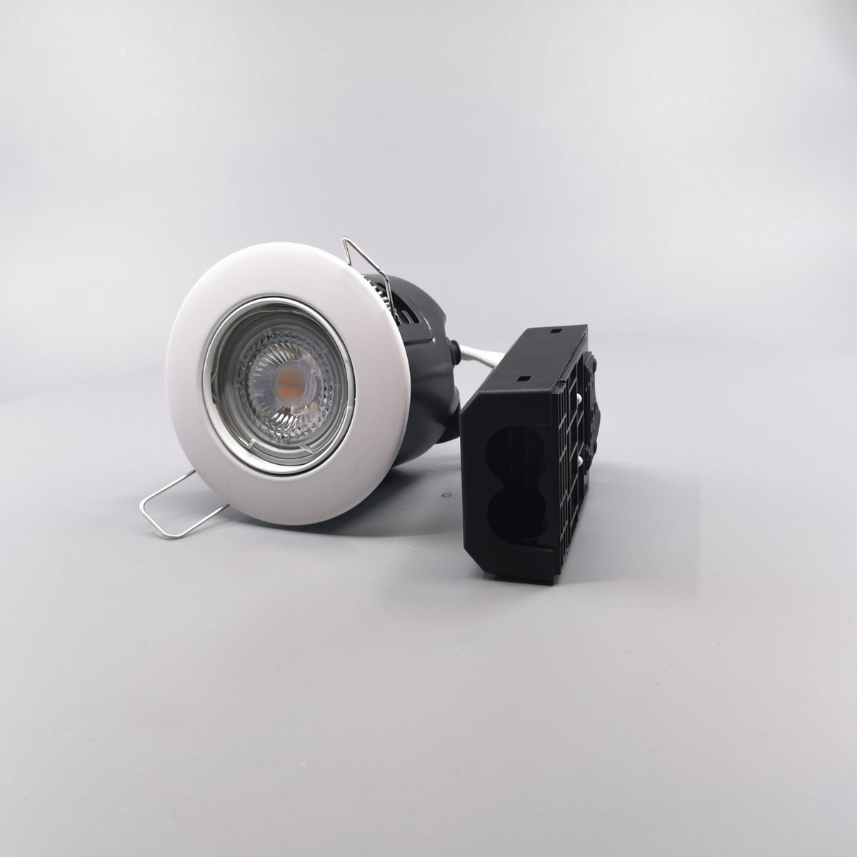 LED spot 5W dæmpbar flimmerfri 3000K 450Lm - Rund, mat hvid (360° frame 3)