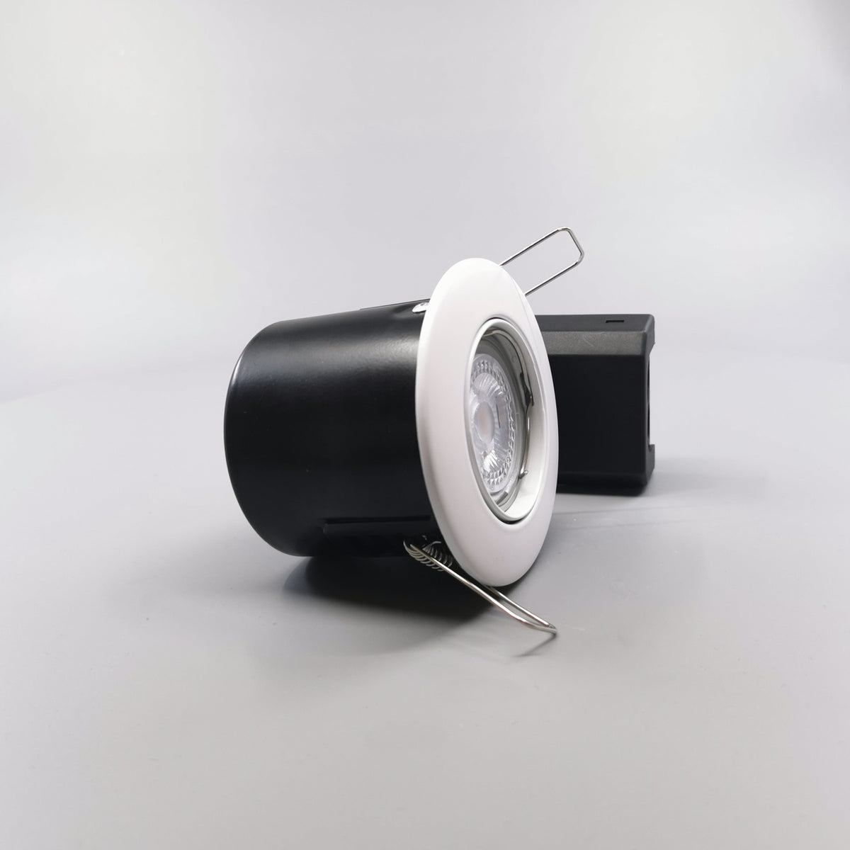 LED spot 5W dæmpbar flimmerfri 3000K 450Lm - Rund, mat hvid (360° frame 21)