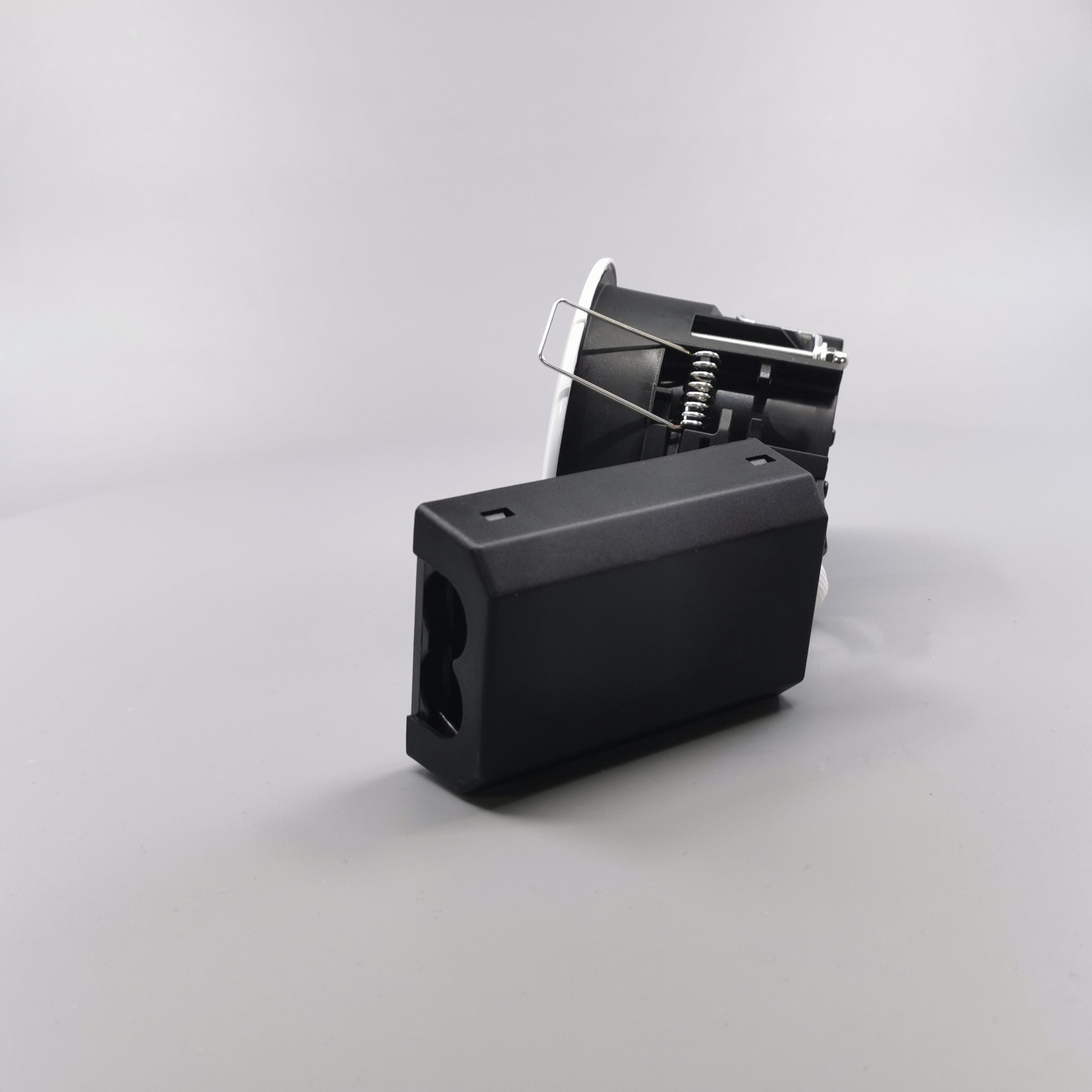 Pro Uni Install m. GU10 fatning - Rund, hvid