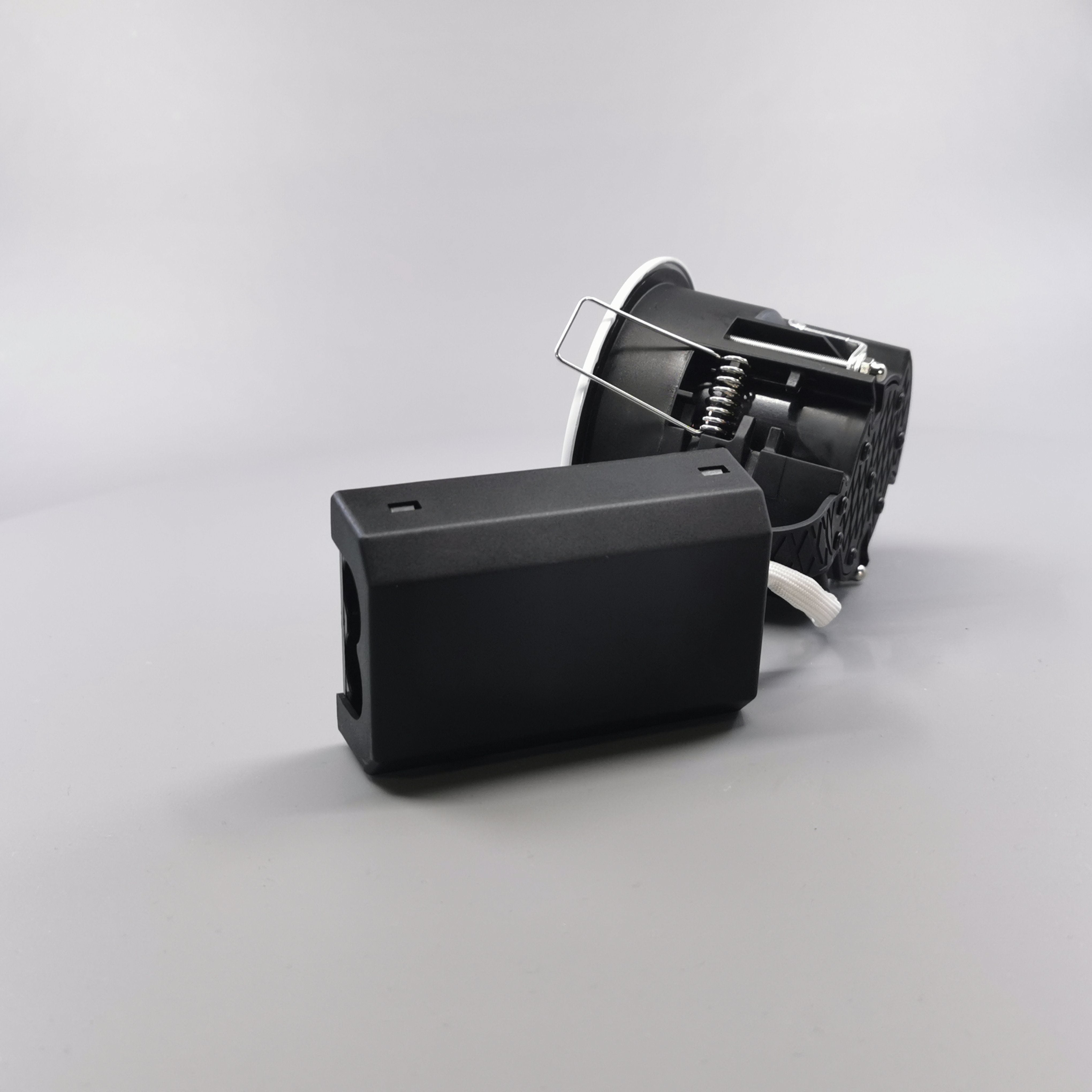 Pro Uni Install m. GU10 fatning - Rund, hvid