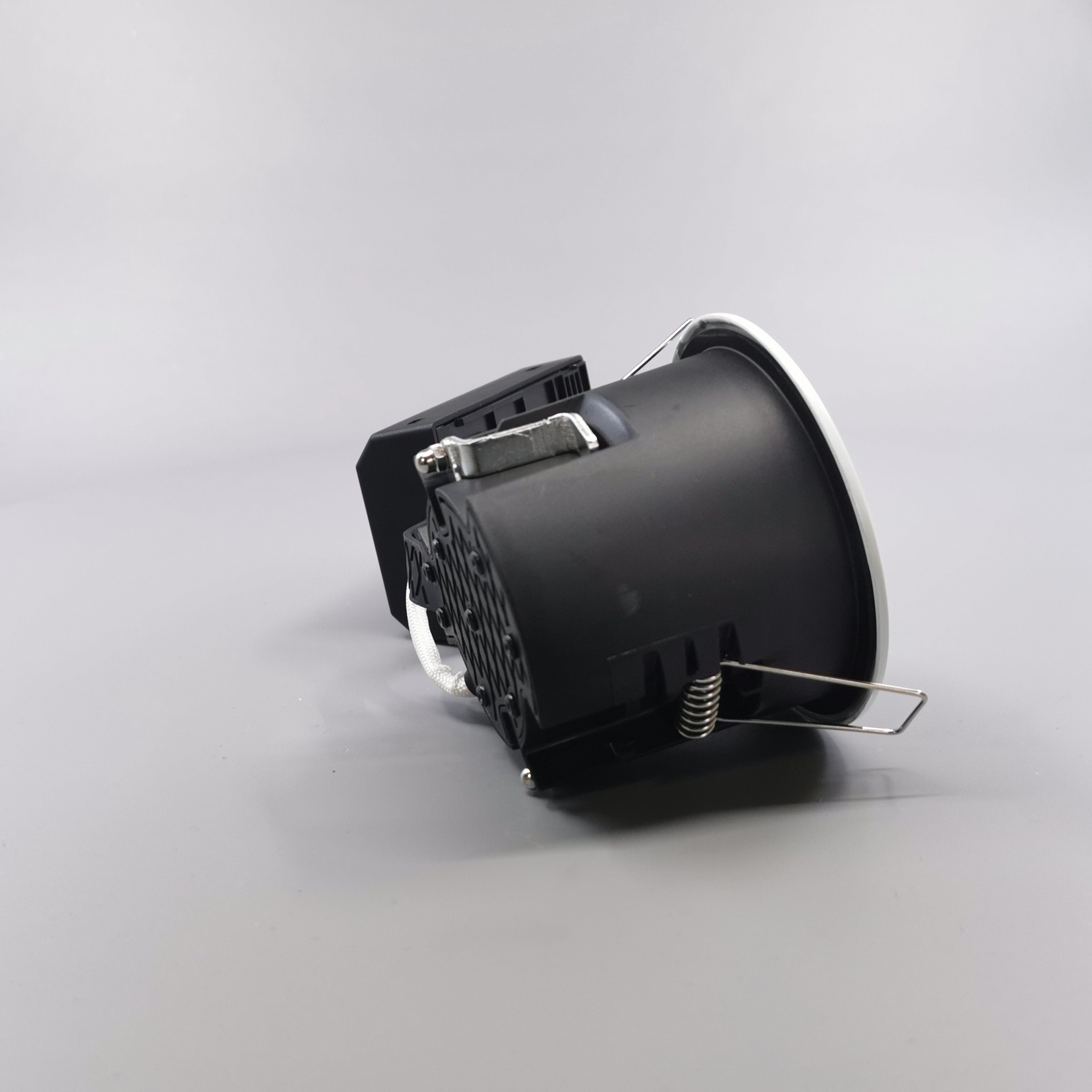 Pro Uni Install m. GU10 fatning - Rund, hvid