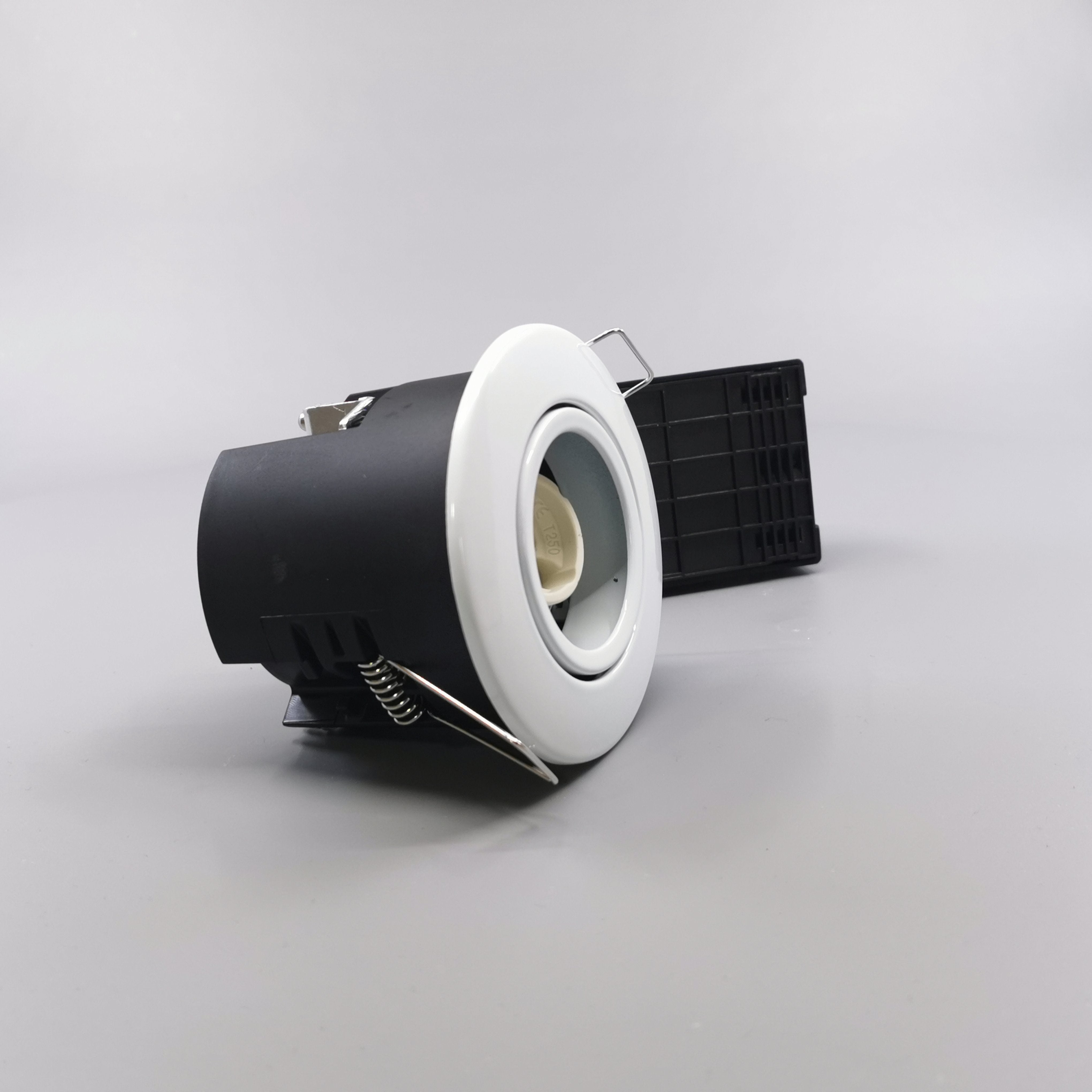 Pro Uni Install m. GU10 fatning - Rund, hvid