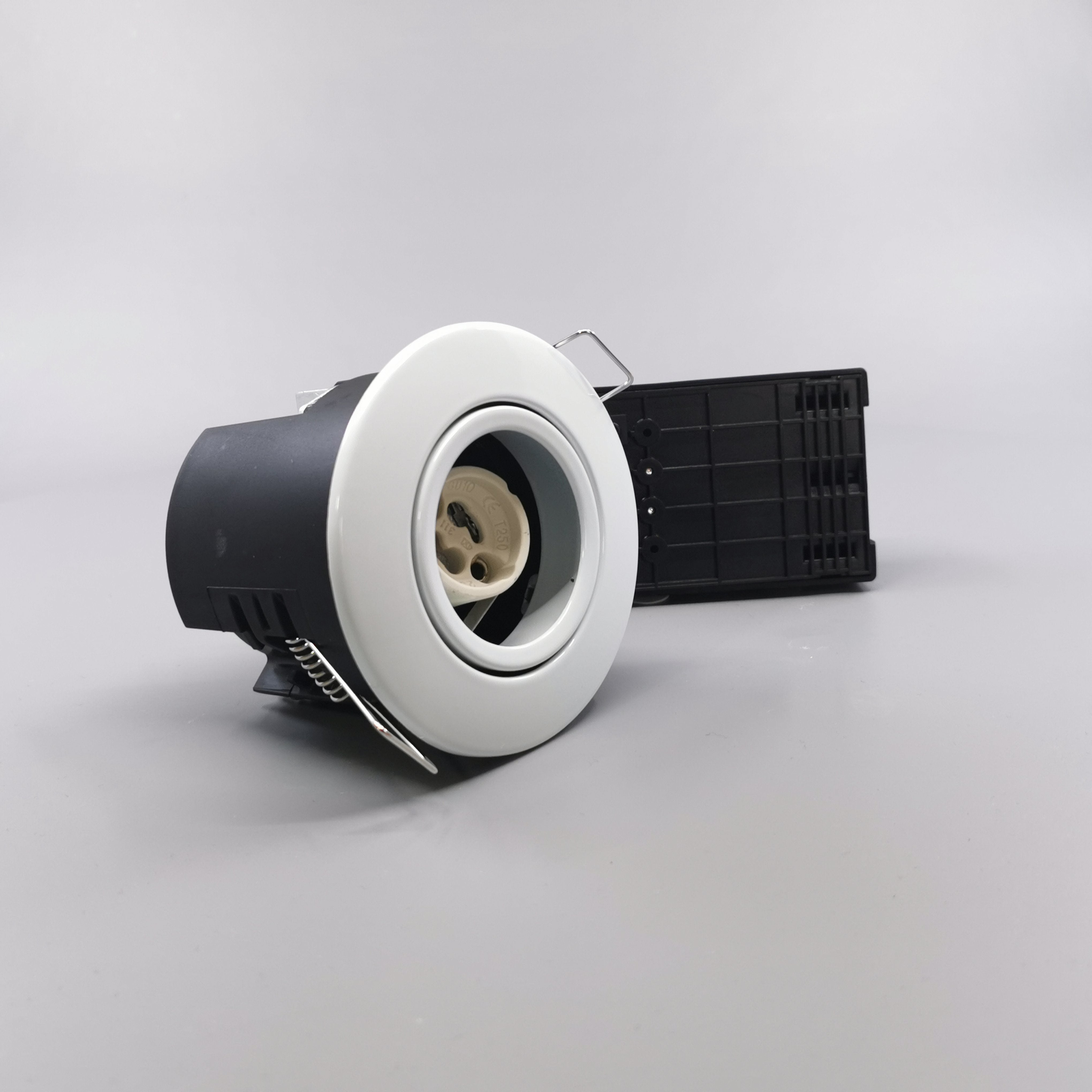 Pro Uni Install m. GU10 fatning - Rund, hvid