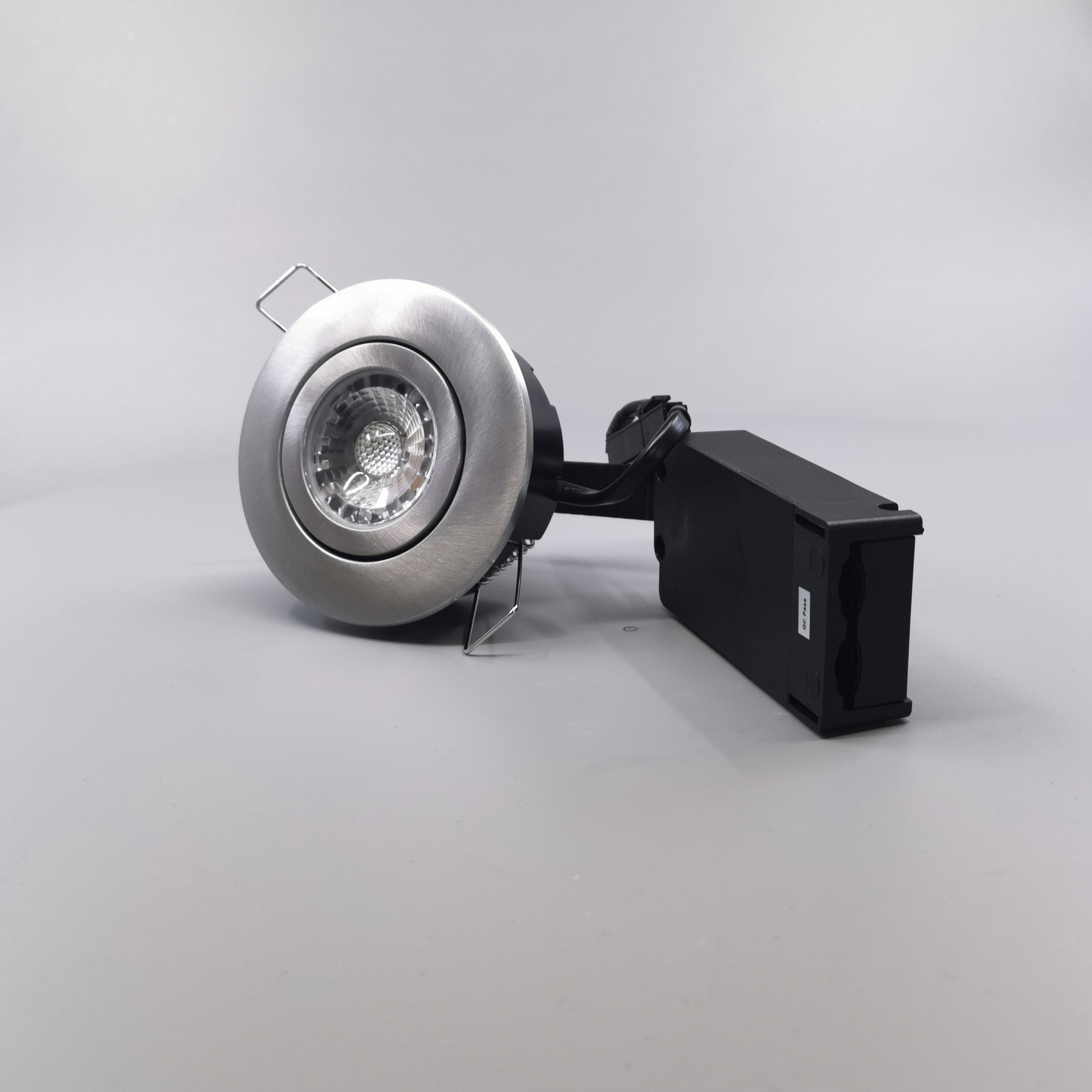 LED spot m. 6W 35° - rund børstet 33mm Type: 3502