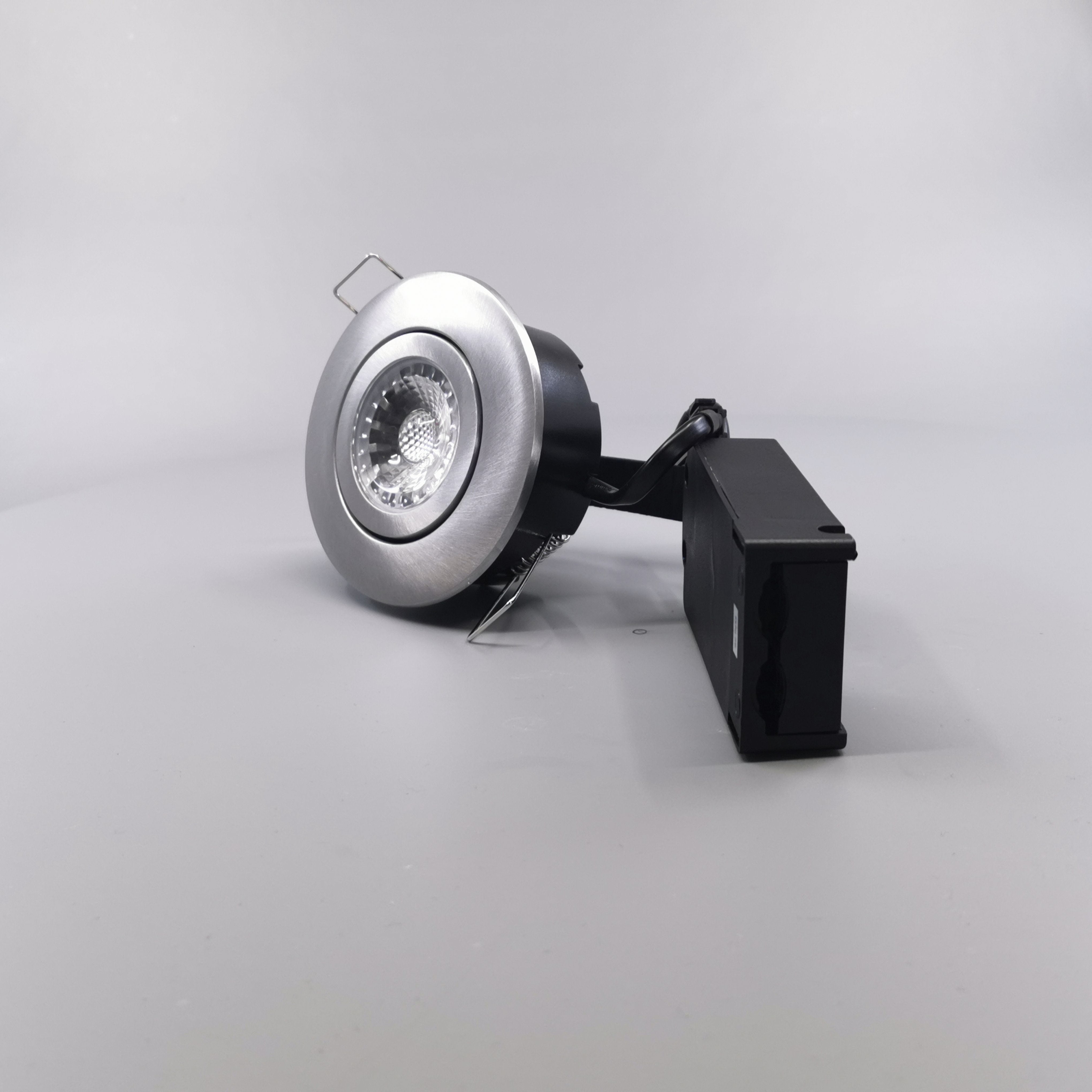LED spot m. 6W 35° - rund børstet 33mm Type: 3502