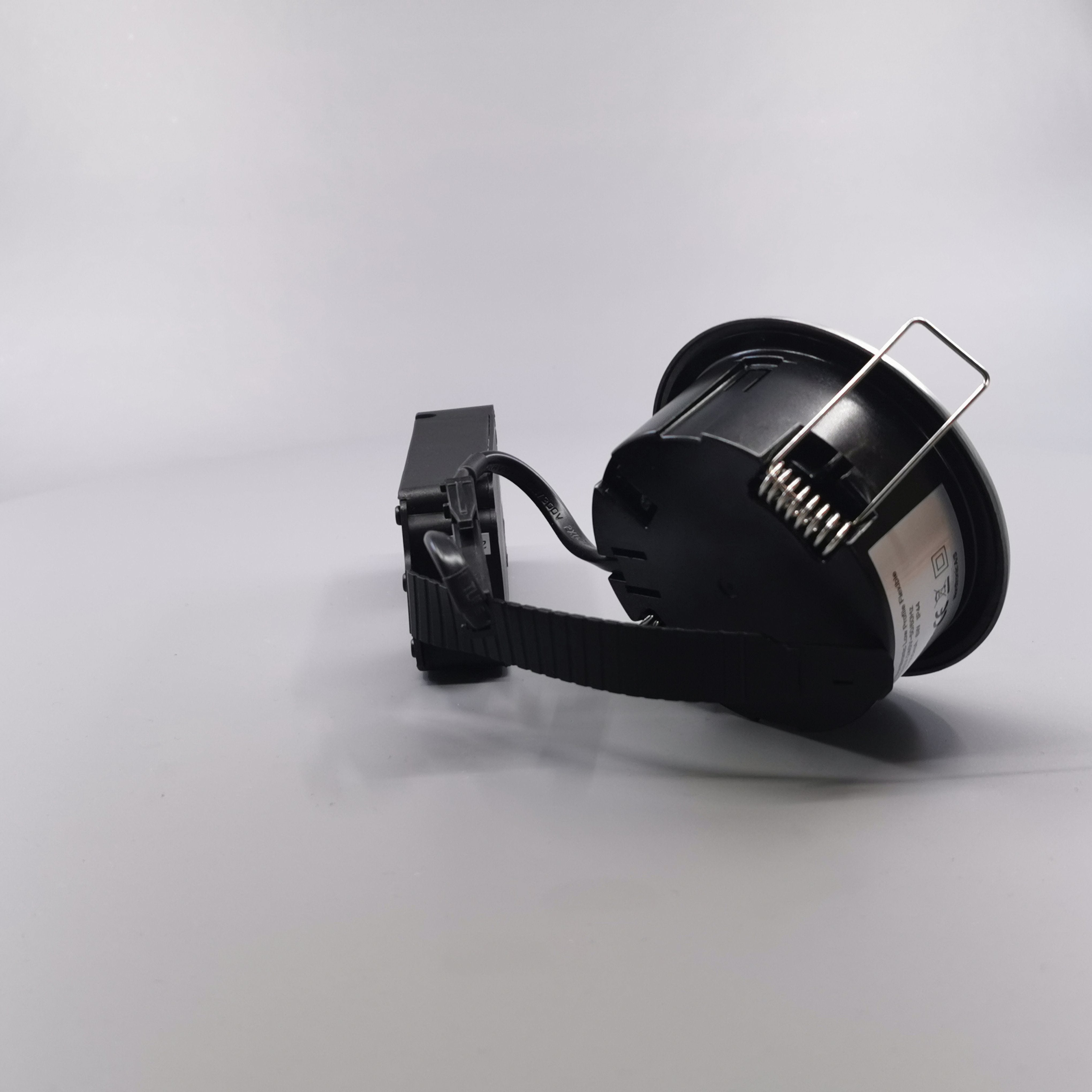 LED spot m. 6W 35° - rund børstet 33mm Type: 3502