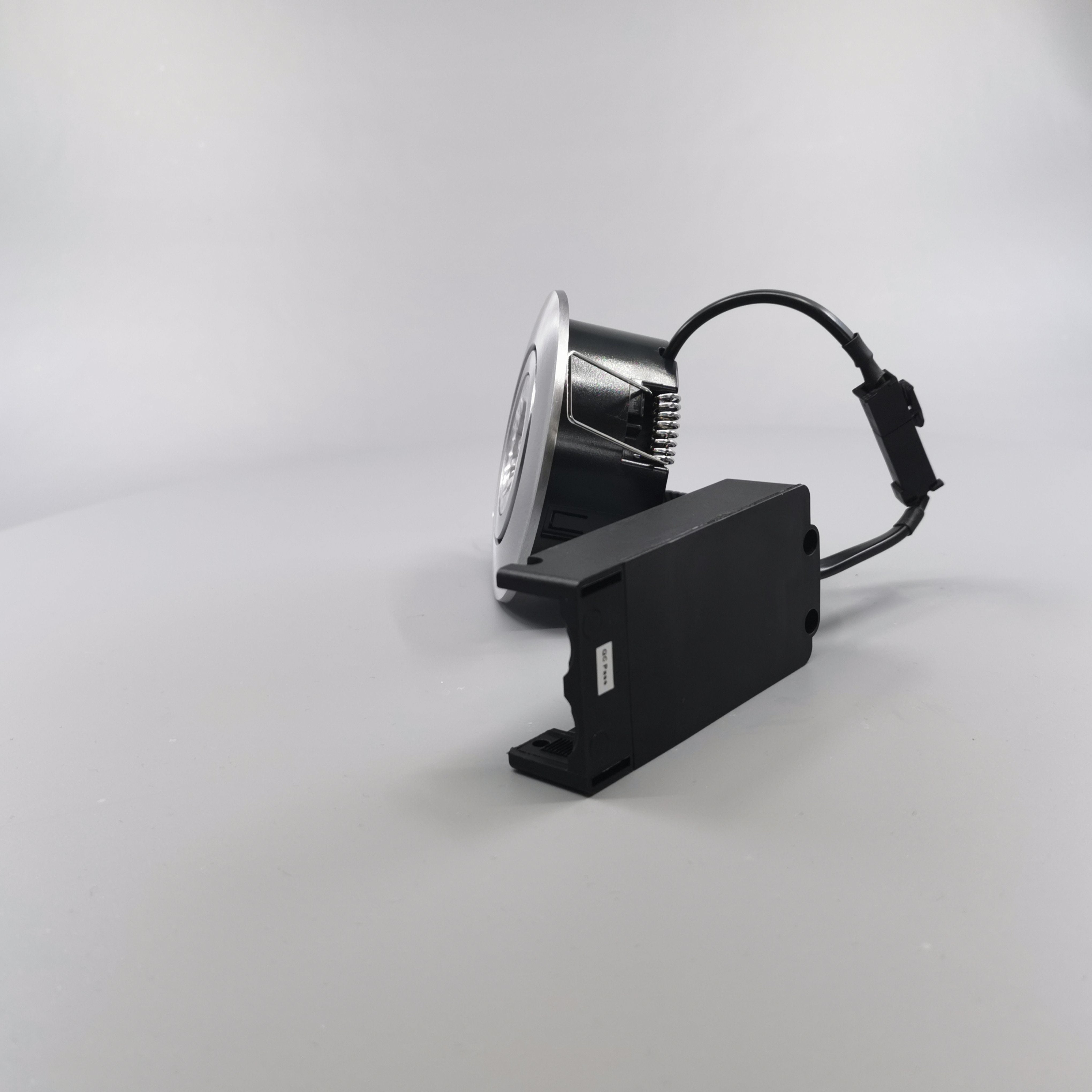 LED spot 6W 35° børstet 3000K 33mm. - Type: 3512