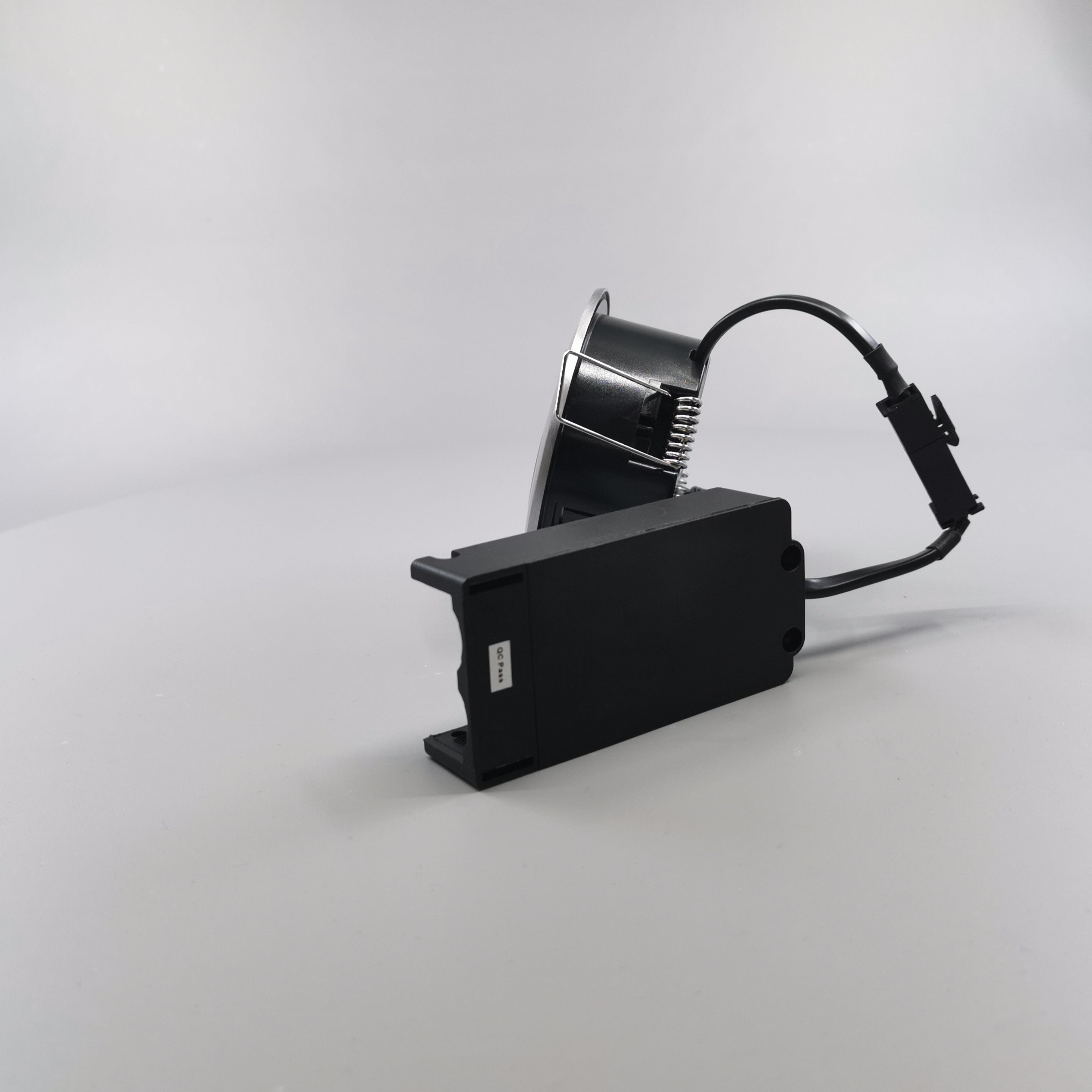 LED spot 6W 35° børstet 3000K 33mm. - Type: 3512