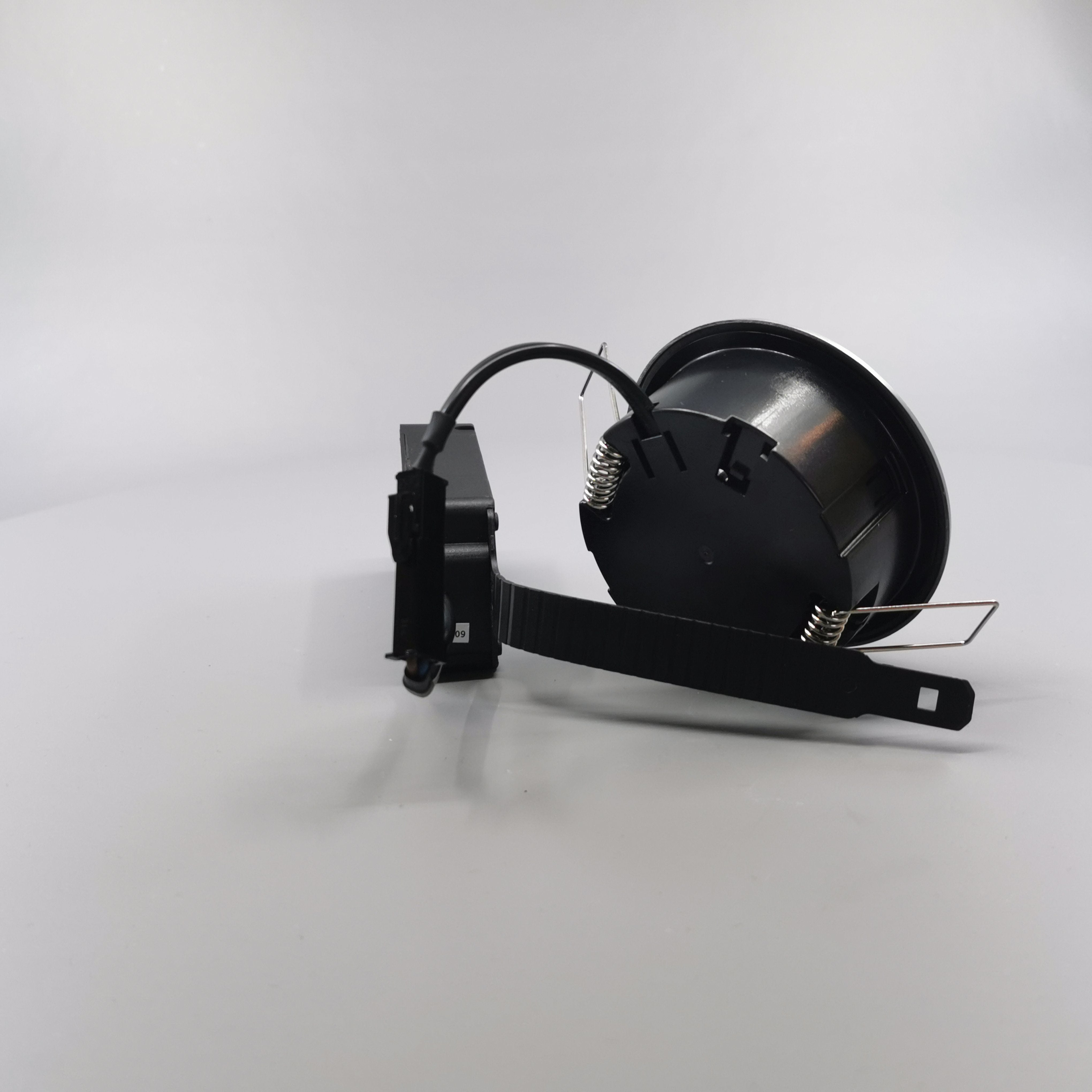 LED spot 6W 35° børstet 3000K 33mm. - Type: 3512