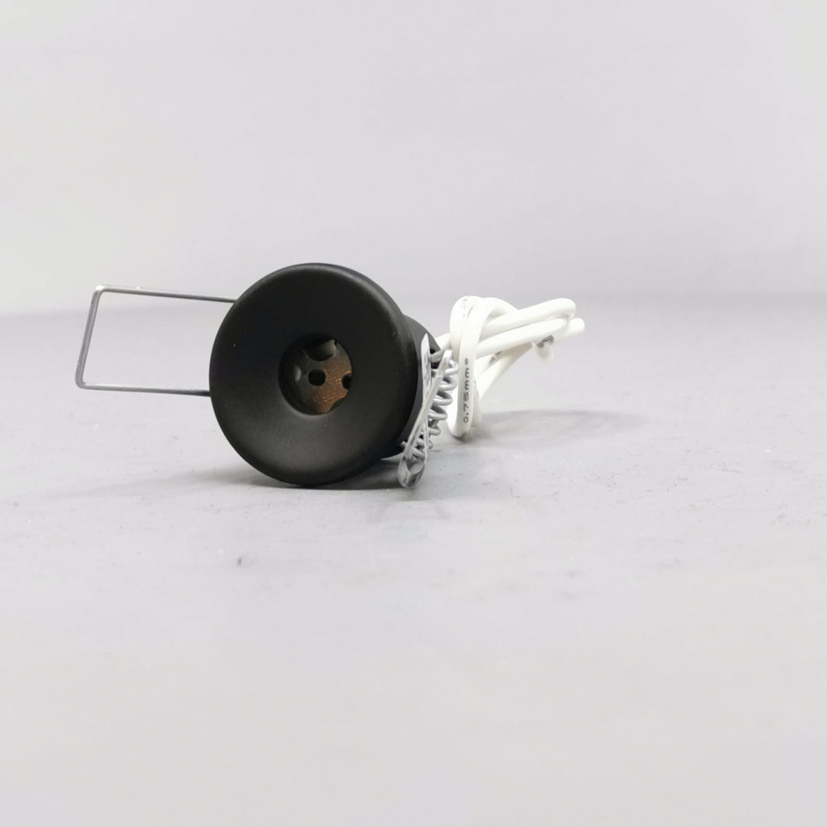 Stjernespot 20W Mat sort (360° frame 3)