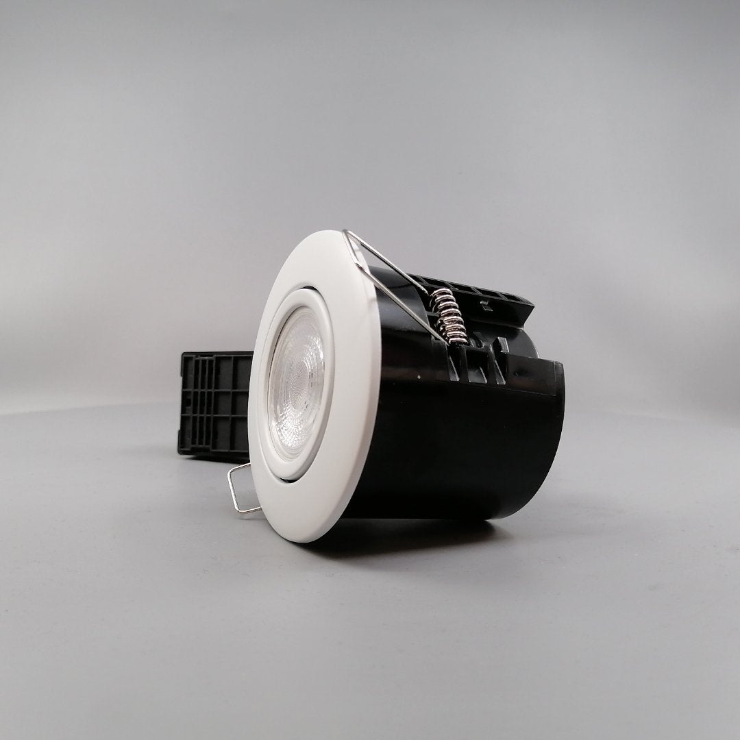 RGBW 5W Pro indbygningsspot m dæmpning, farveskift og WI-FI