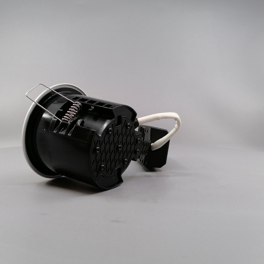 RGBW 5W Pro indbygningsspot m dæmpning, farveskift og WI-FI