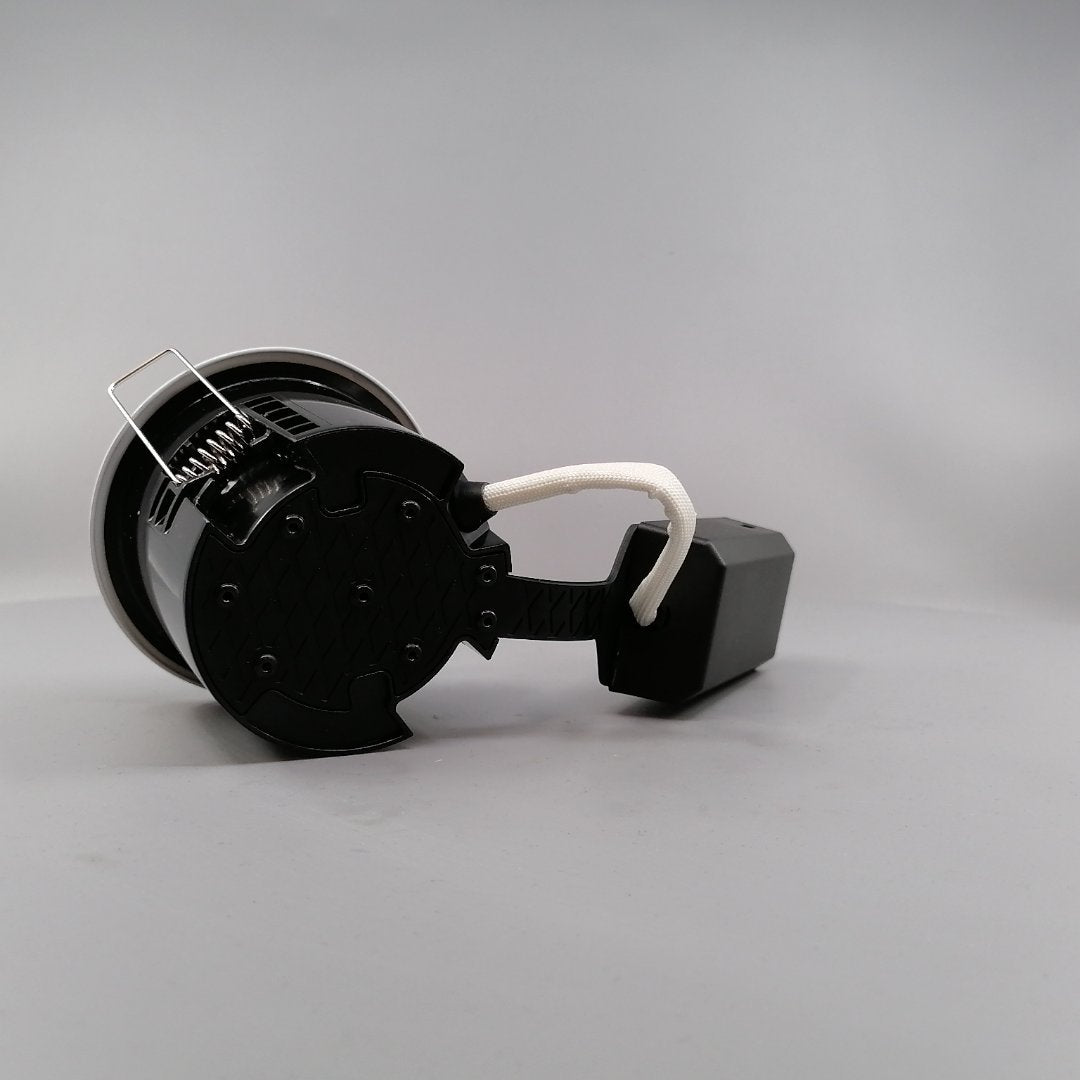 RGBW 5W Pro indbygningsspot m dæmpning, farveskift og WI-FI