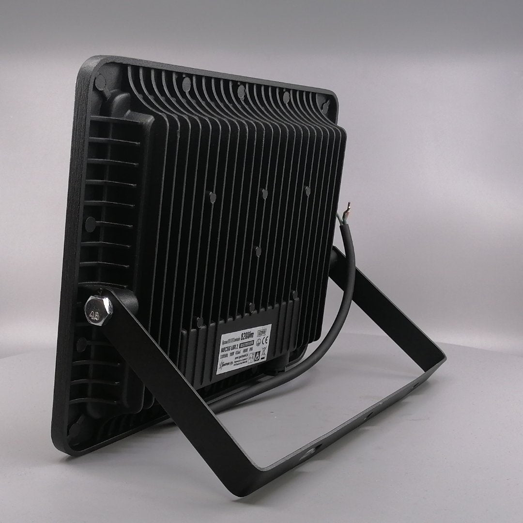 100W LED Projektør 4000K 8200 Lumen (360° frame 9)