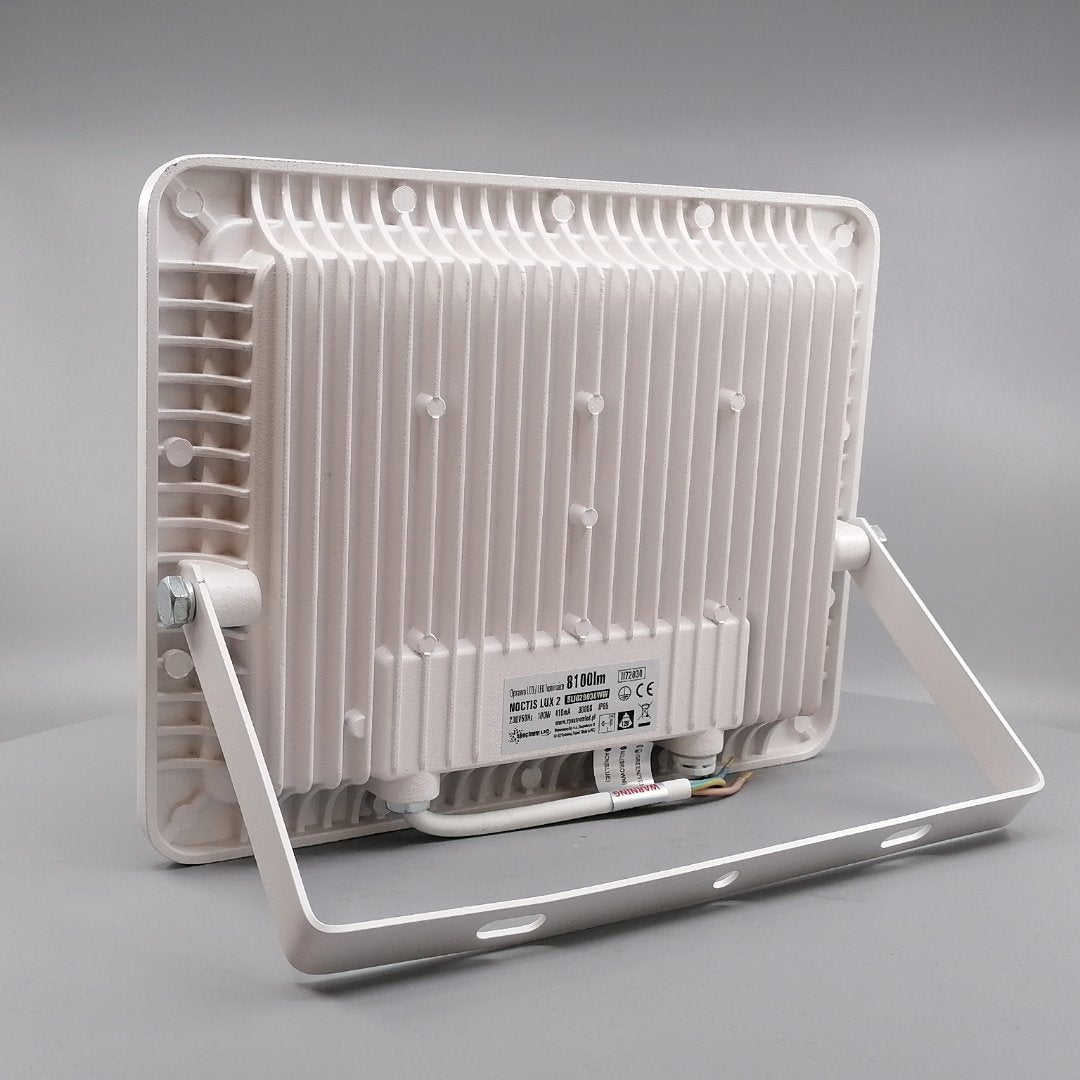 100W LED Projektør 3000K 8100 Lumen