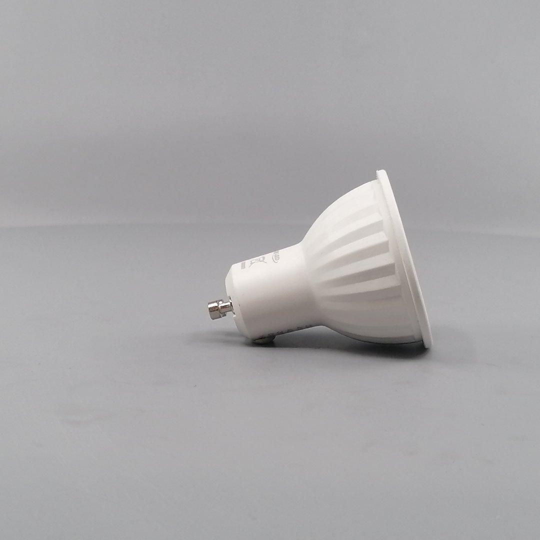 4W LED GU10 Pære 3000K 360 Lm