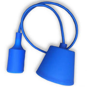 Blå pendel med stofledning og E27 silikonefatning