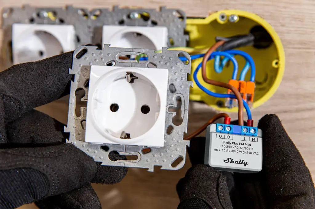 Shelly PM Mini (GEN 3) - WiFI effektmåler u/relæ