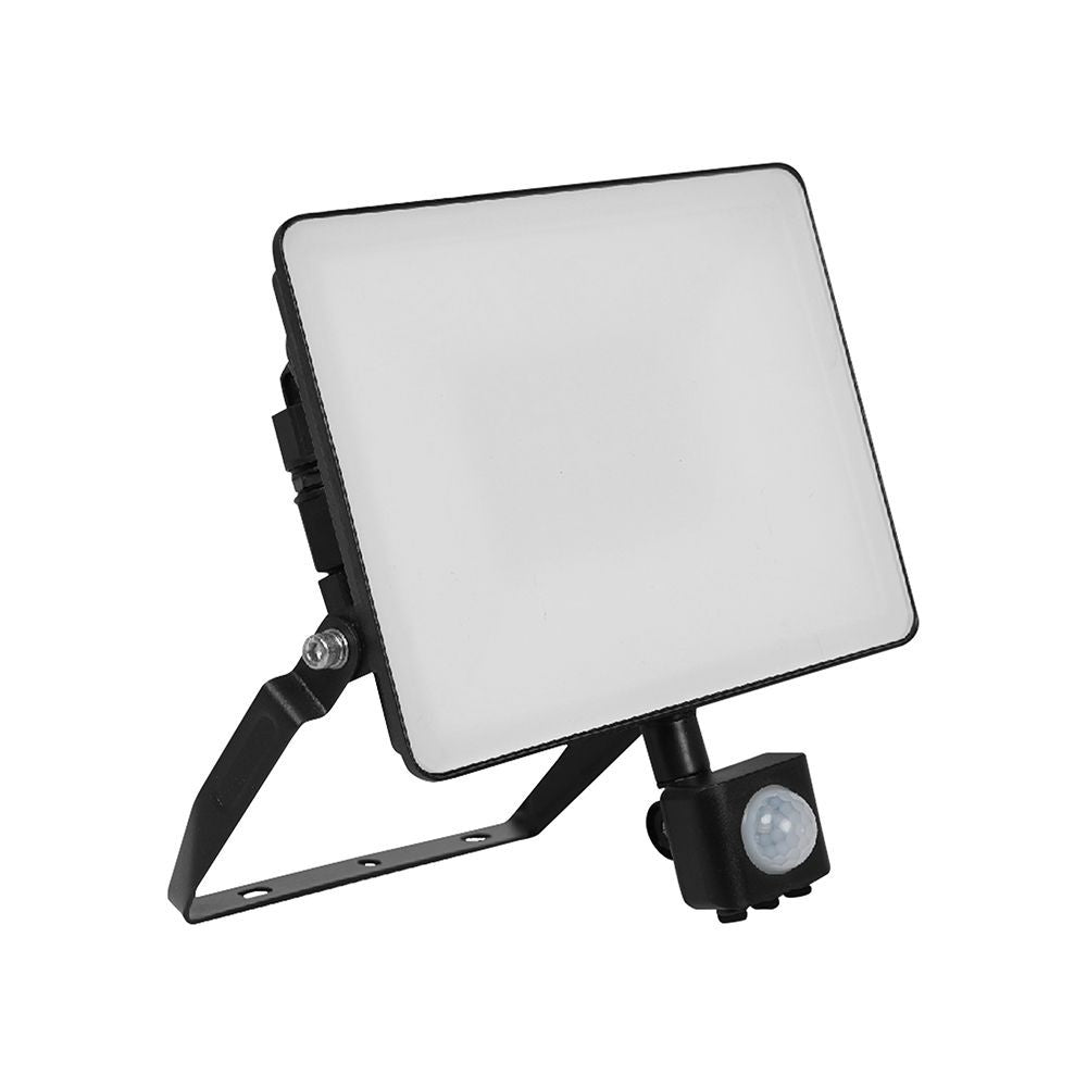 V-Tac 30W LED sensor projektør med hurtig connector, 120lm/w, sort - Effektiv belysning med bevægelsessensor