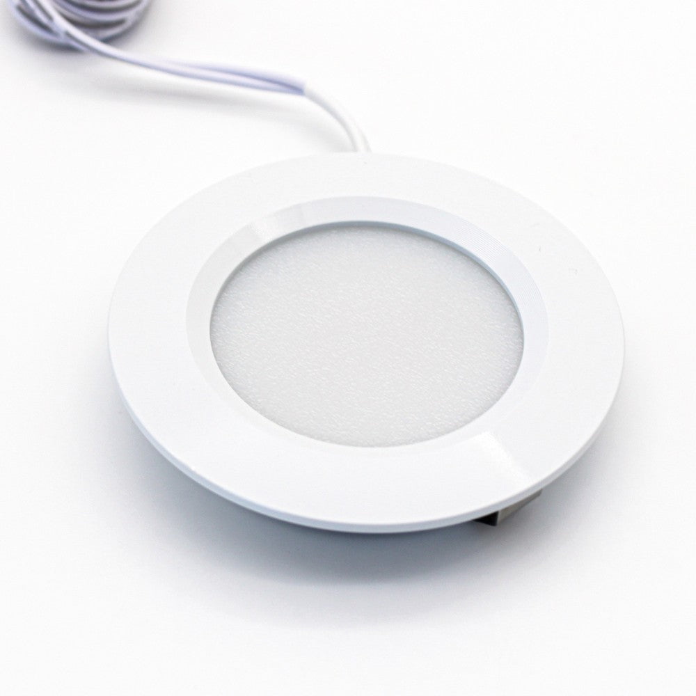 LEDlife Reco68 møbelspot indbygning RA92 i mat hvid - Ø6,8 cm, 2,5W, 12V DC - Erstatter 20W, 240lm, hul Ø5,6 cm.