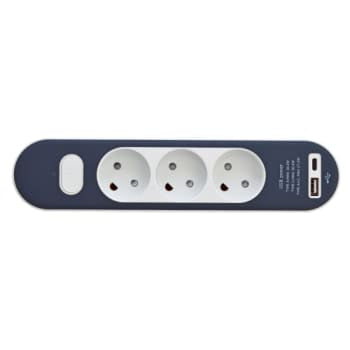 3-Stikdåse med jord og med USB A+C, 1,4m ledning