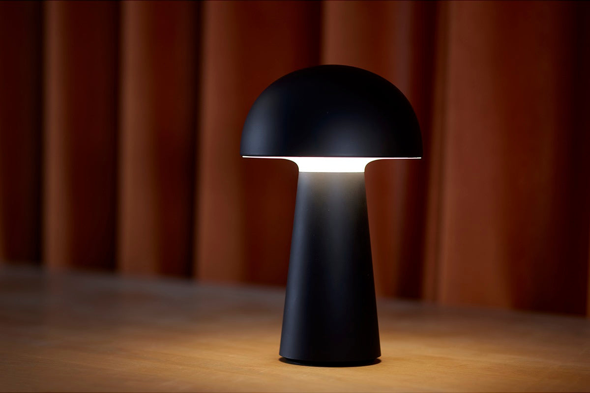 Bordlampe move me, sort