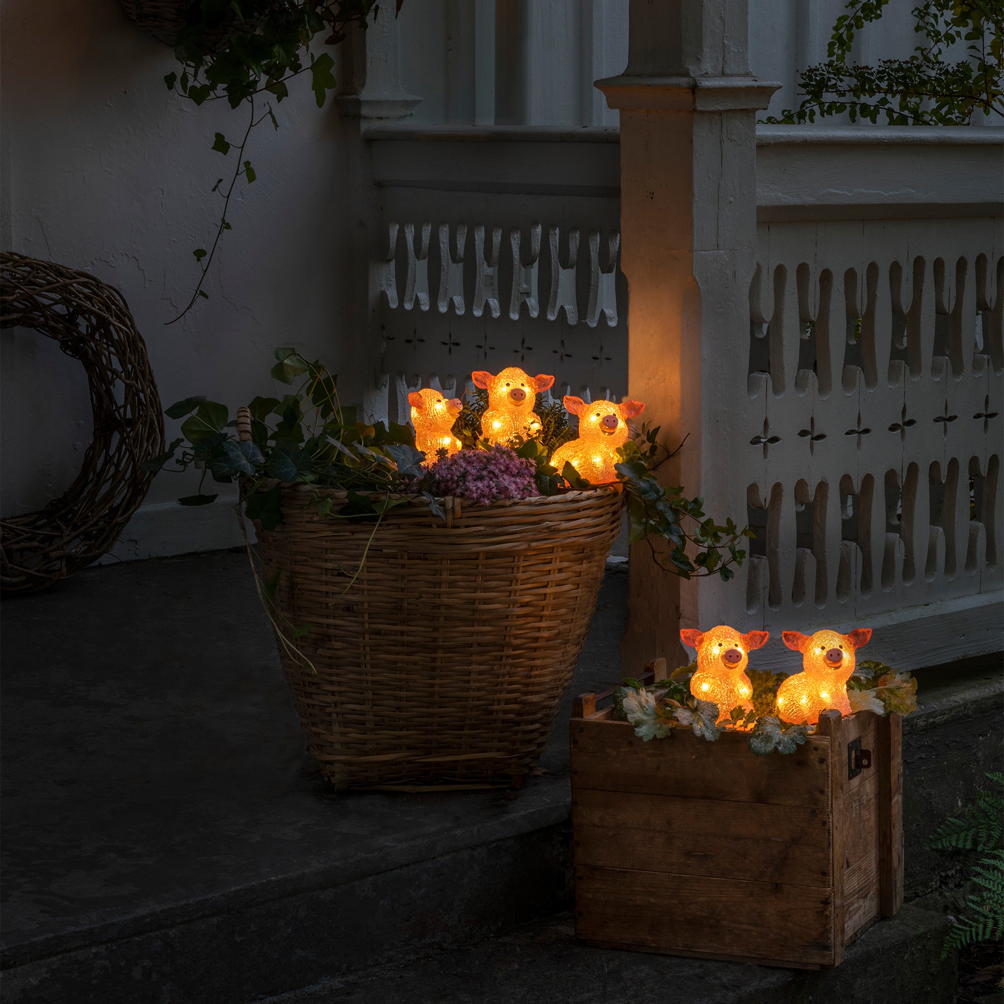 Konstsmide Grise i akryl, rosafarvet, 5 stk. 40 varmhvide LED.