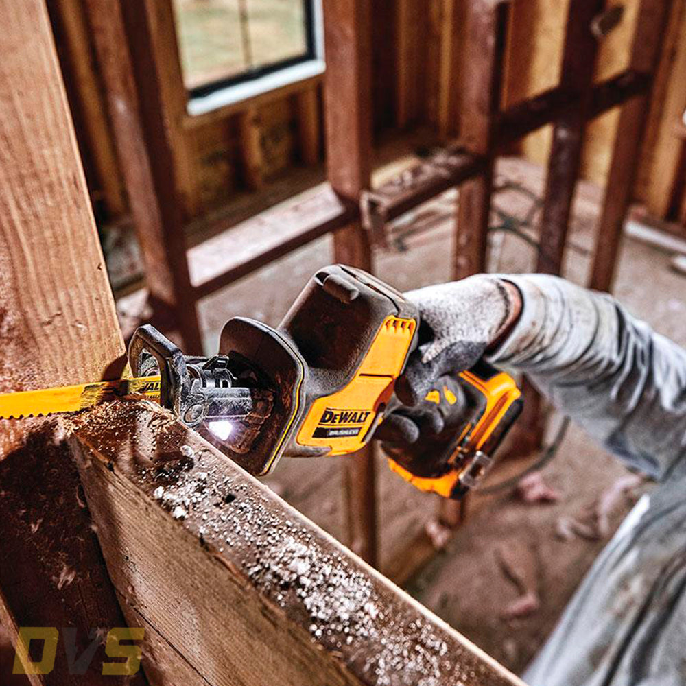 DEWALT 18V XR bajonetsav DCS369N-XJ