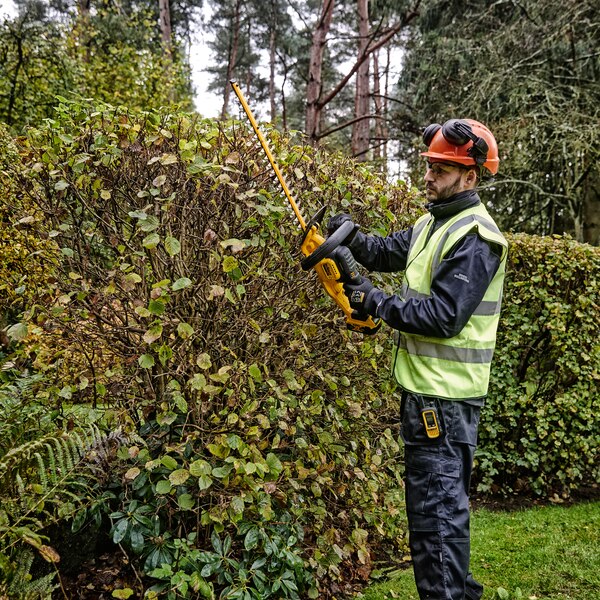 DEWALT 18V XR hækkeklipper DCMHT563N-XJ, 550 mm