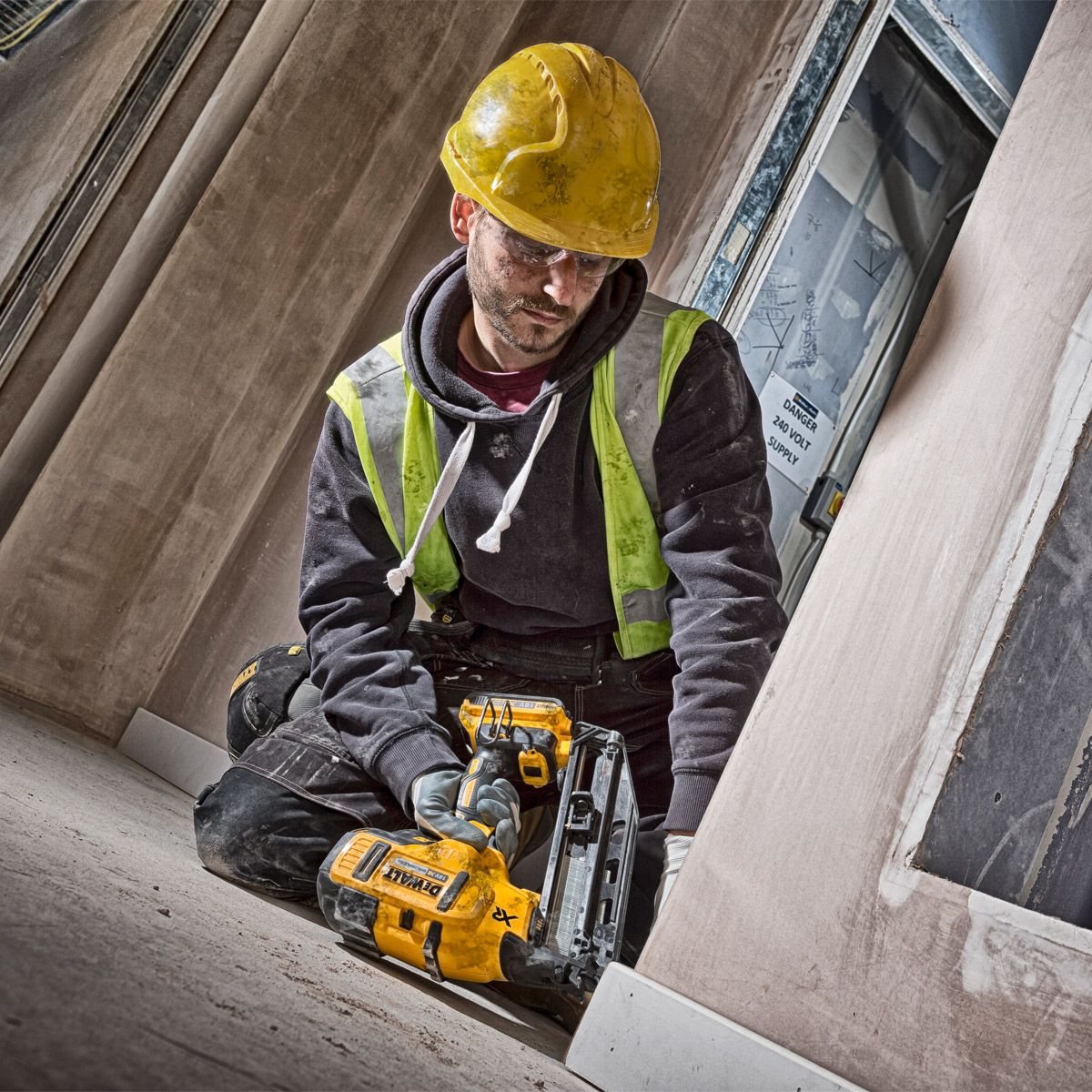 DEWALT 18V XR 16Ga dykkerpistol DCN660NT-XJ