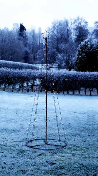 UDENDØRS lystræ med stel, stjerne og kæder 210CM
