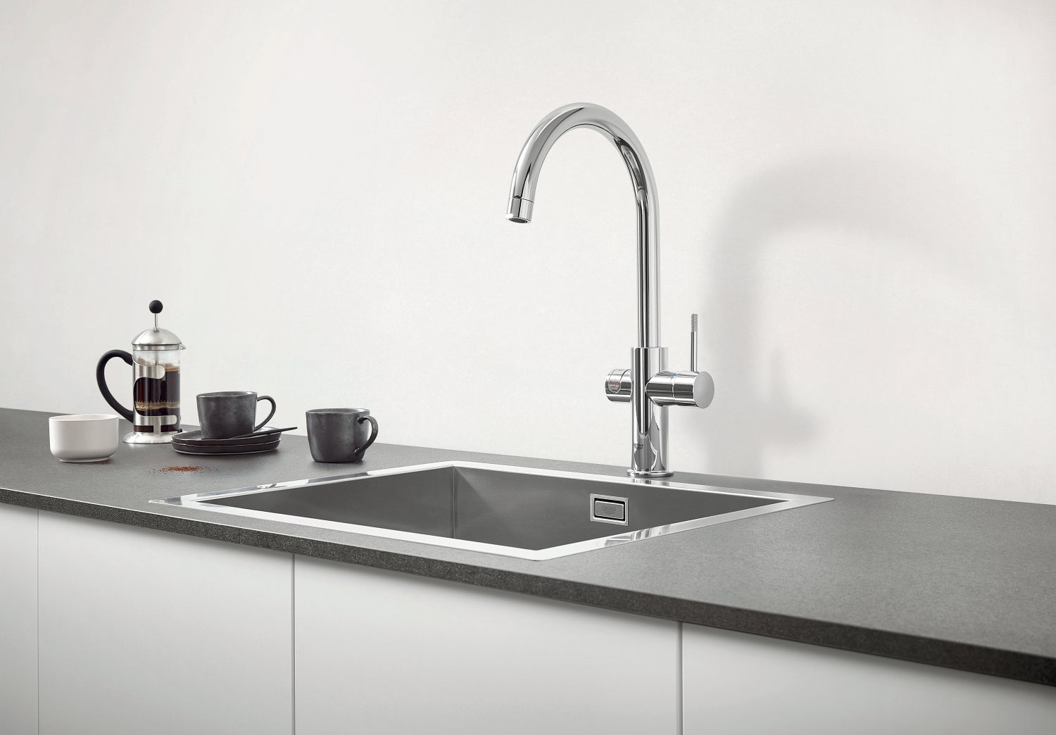 Grohe Red Duo køkkenarmatur m/ C-tud & 3 liters kedel, krom