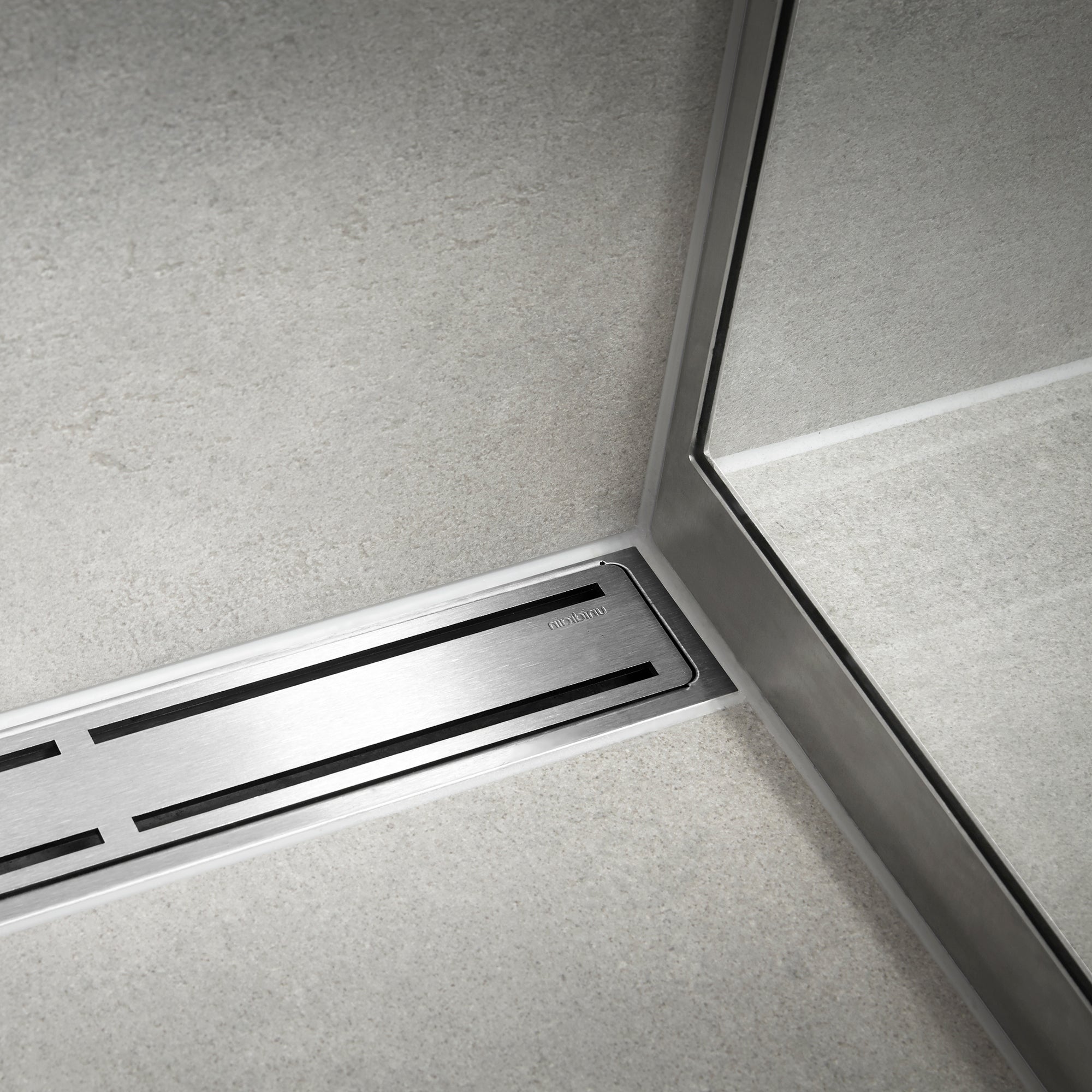 1002 AFLØBSARMATUR 800 MM