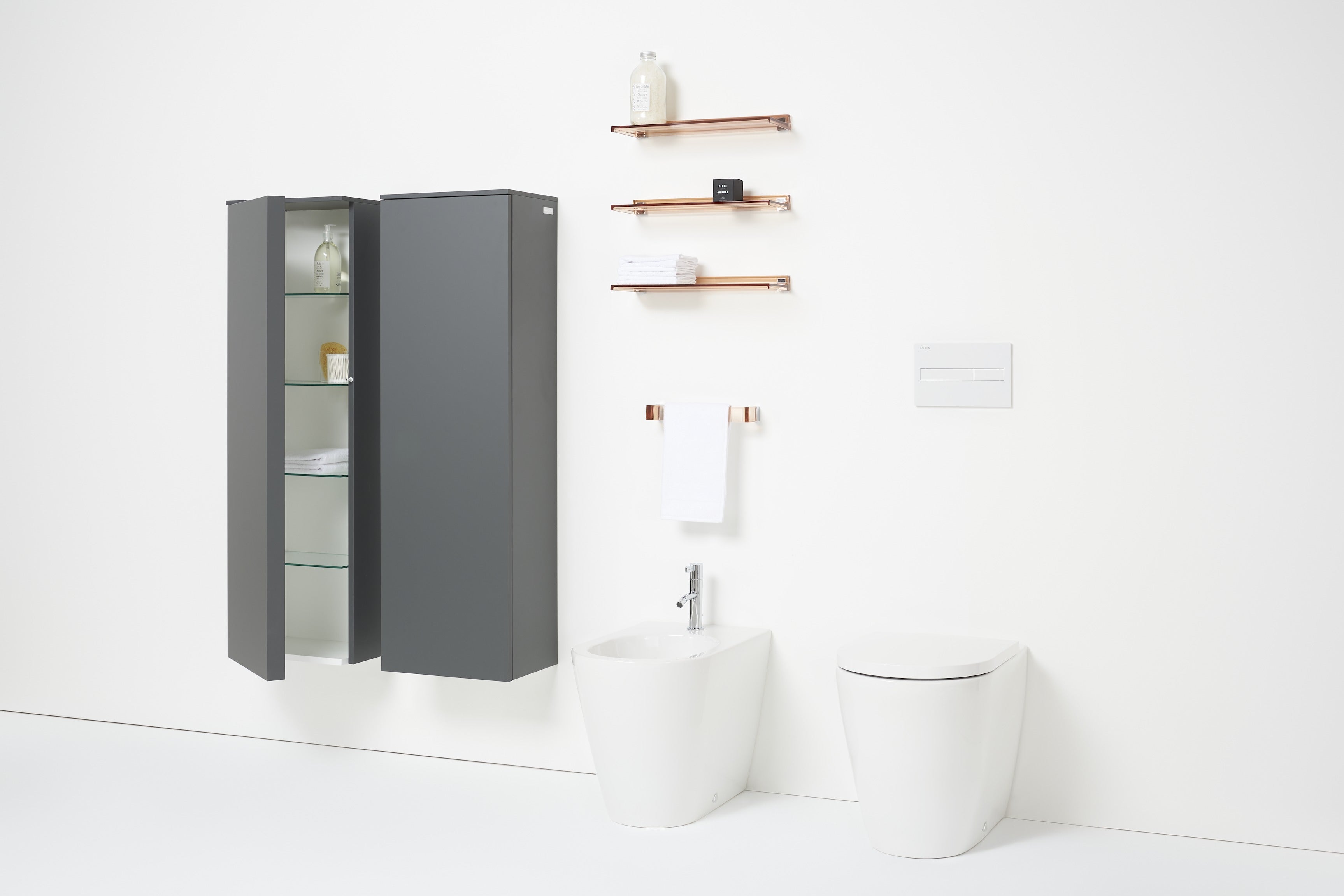 Kartell Laufen toiletsæde m. Quick-release