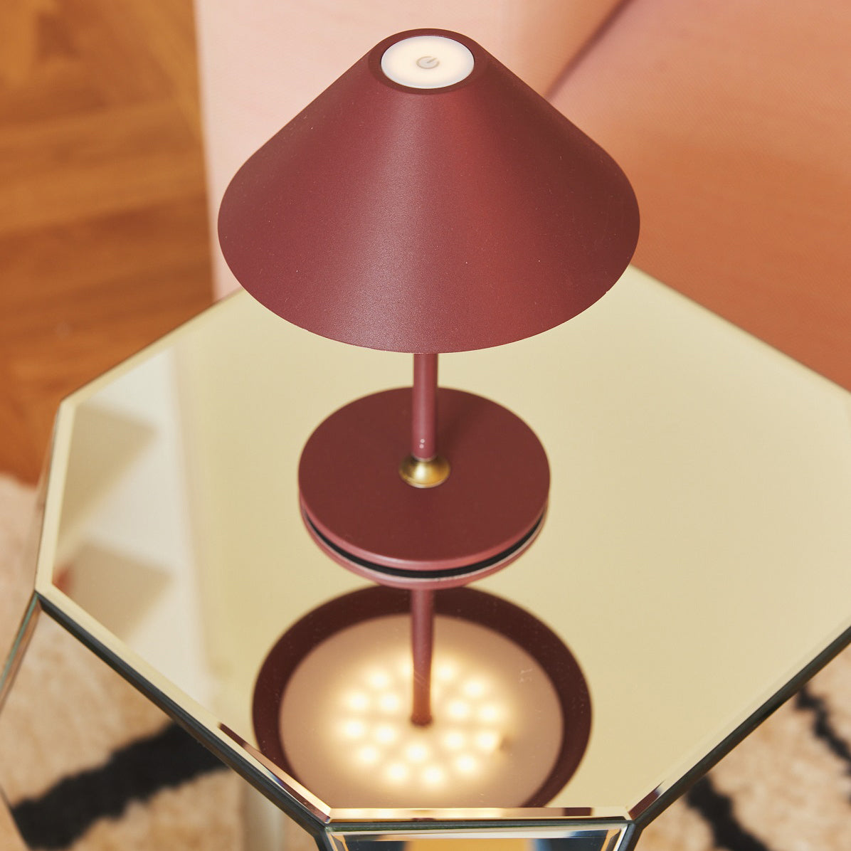 "HYGGE" Batteri bordlampe - Bordeaux