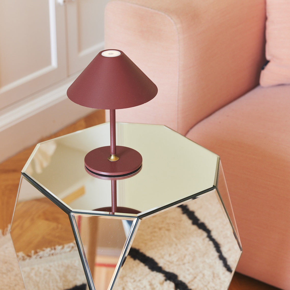 "HYGGE" Batteri bordlampe - Bordeaux