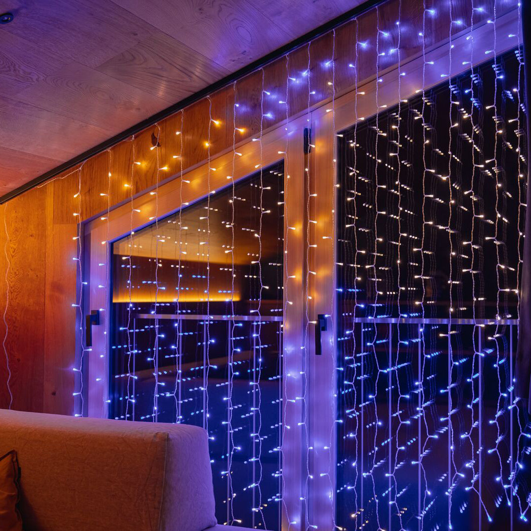 Twinkly Special Edition Curtain 210 RGB + W LED , app-styret