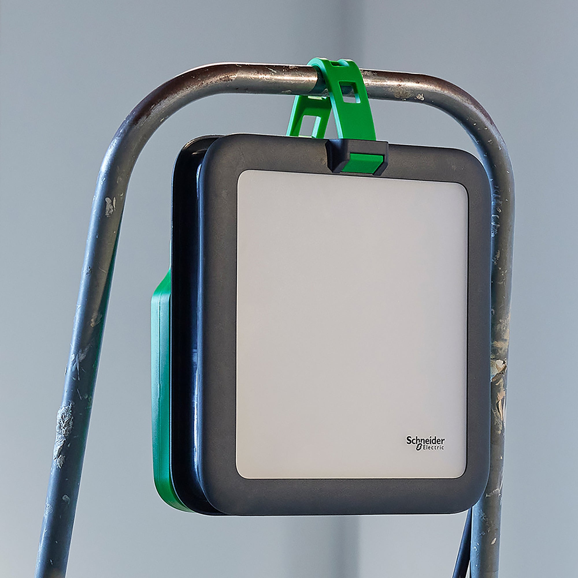 ARBEJDSLAMPE 2100LM 18W IP65