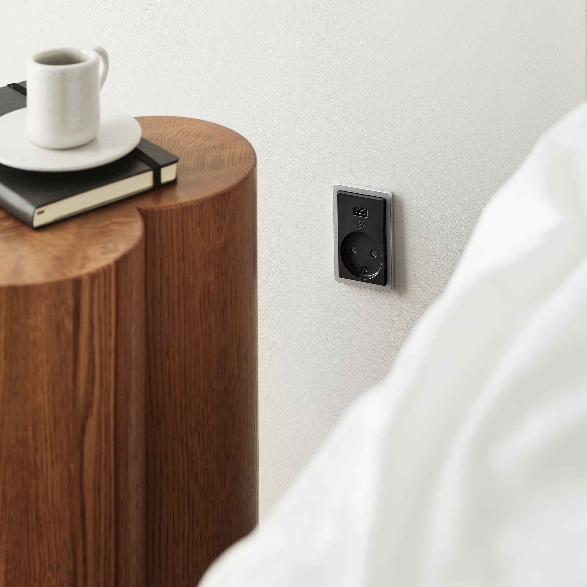 FUGA USB C STIKKONTAKT 1,5M UA
