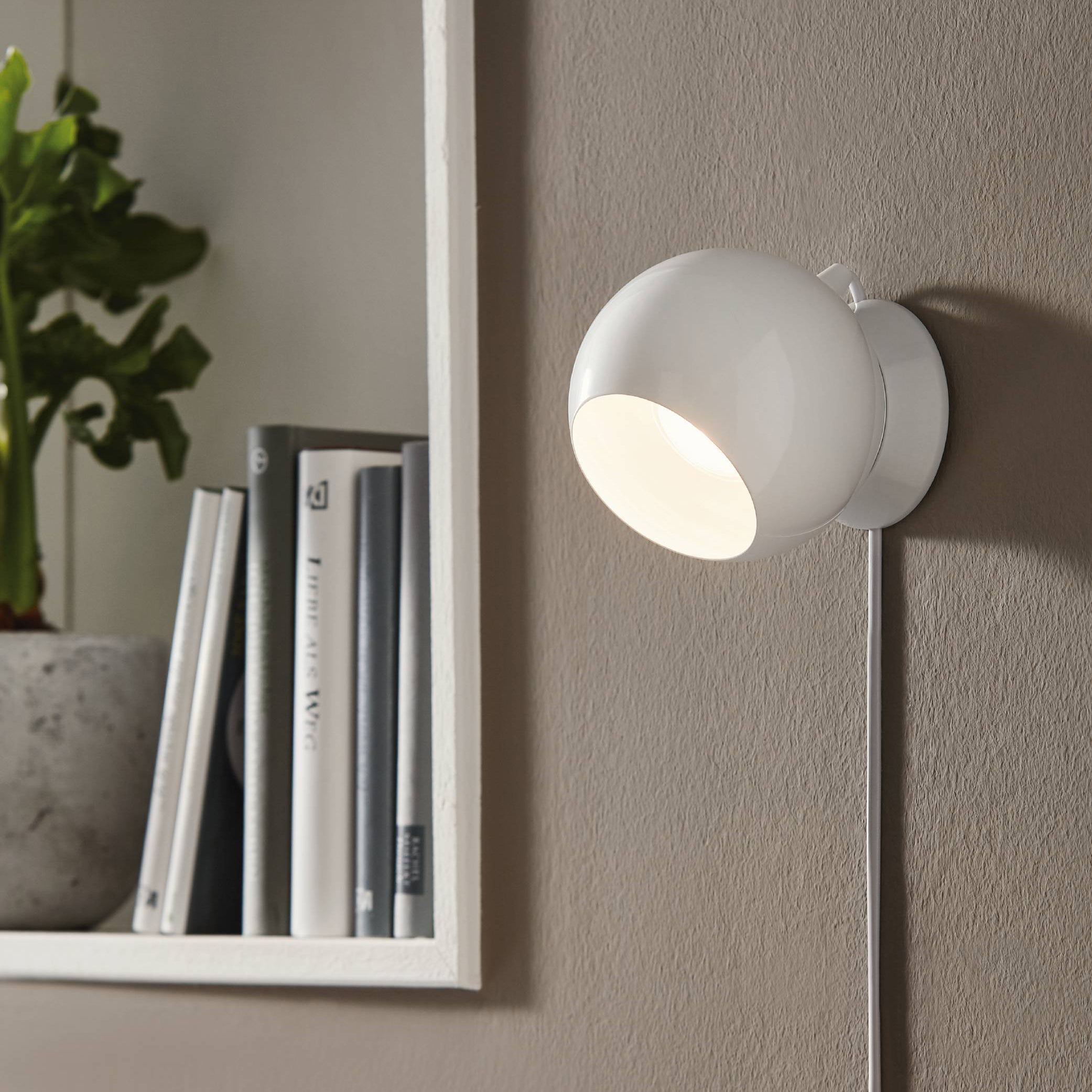 Petto 1 Væglampe 3,3W m/magnet Hvid