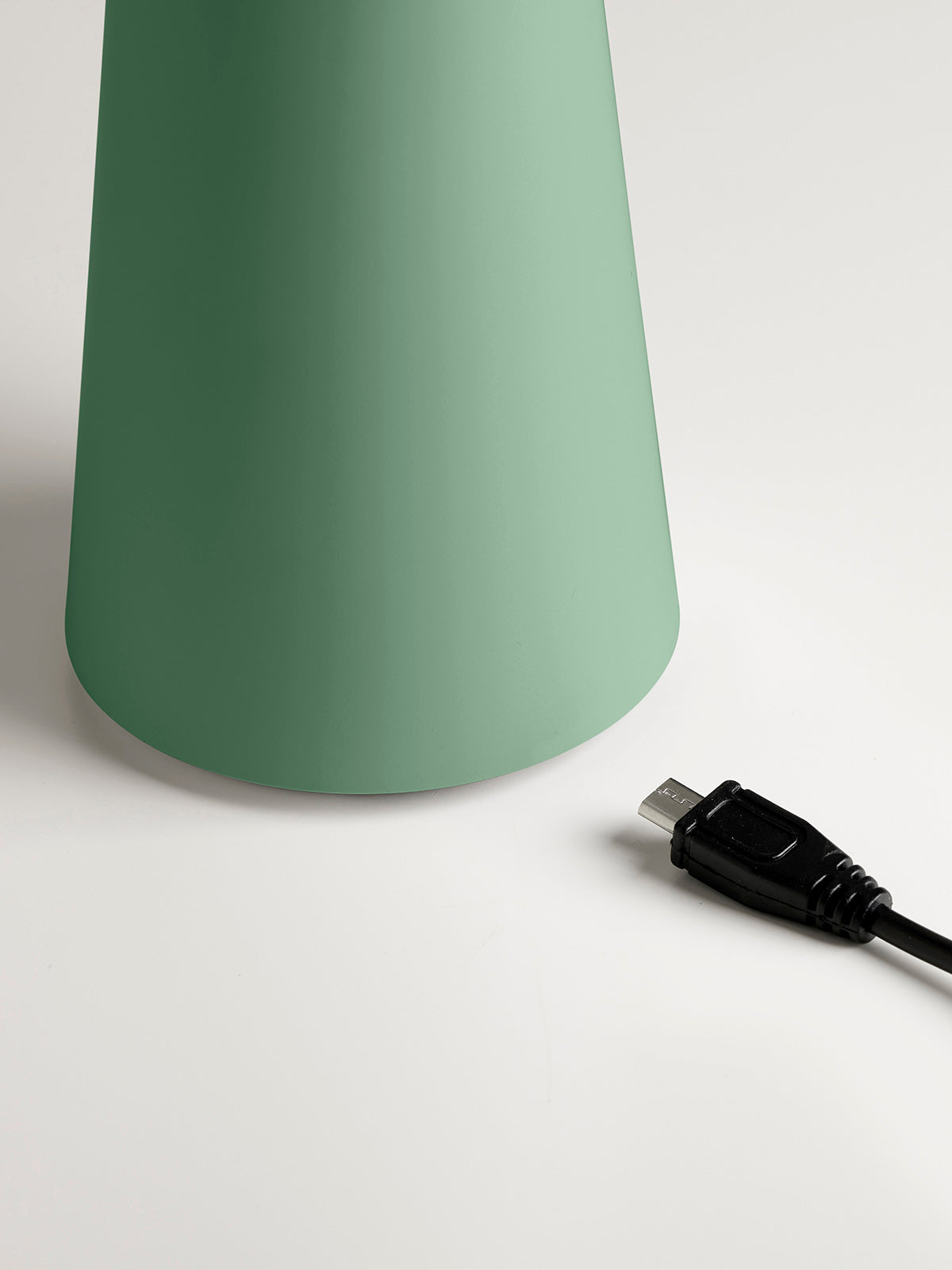 Move Me Bordlampe 4,7W, grøn