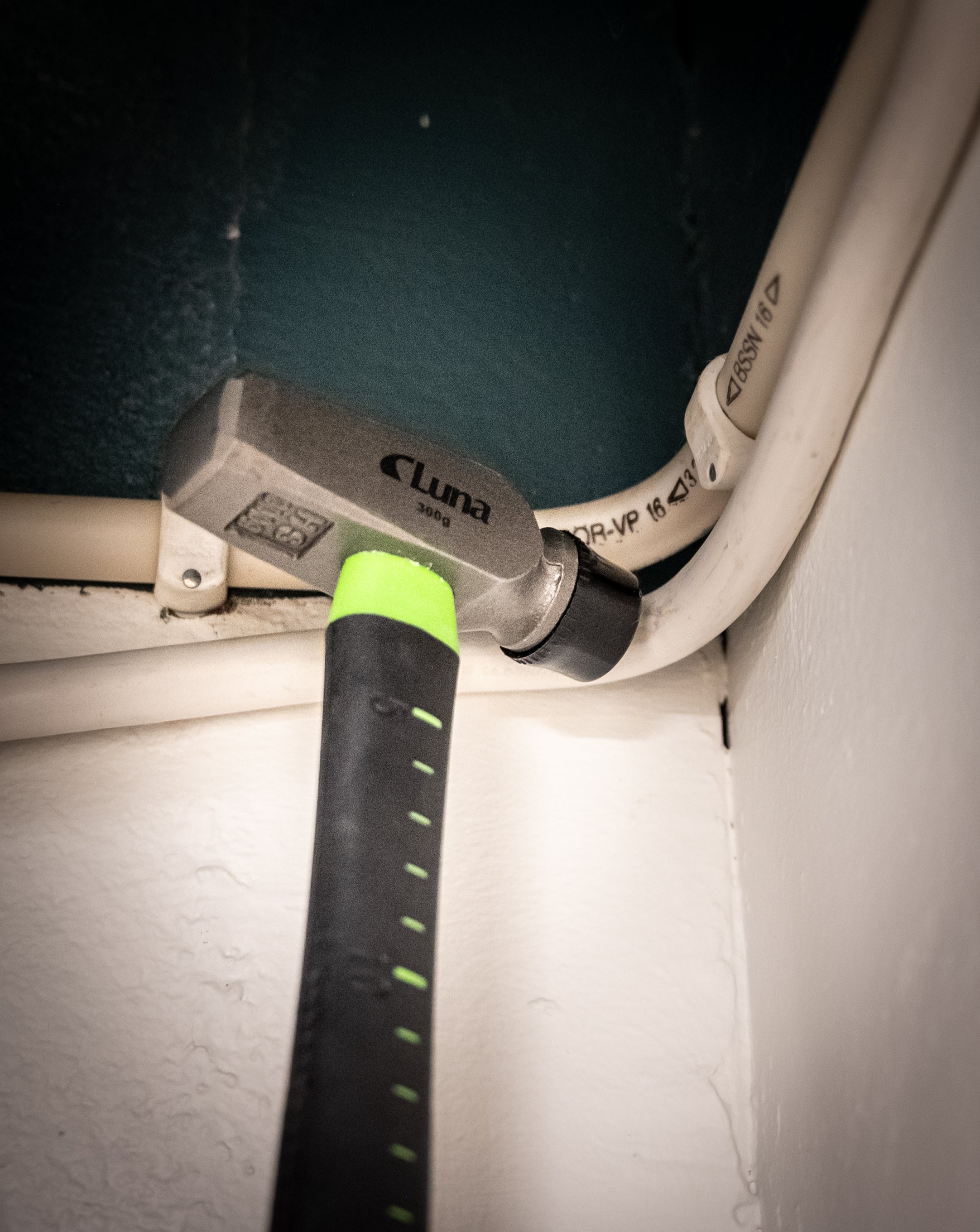 Luna elektrikerhammer ETH, 300 g