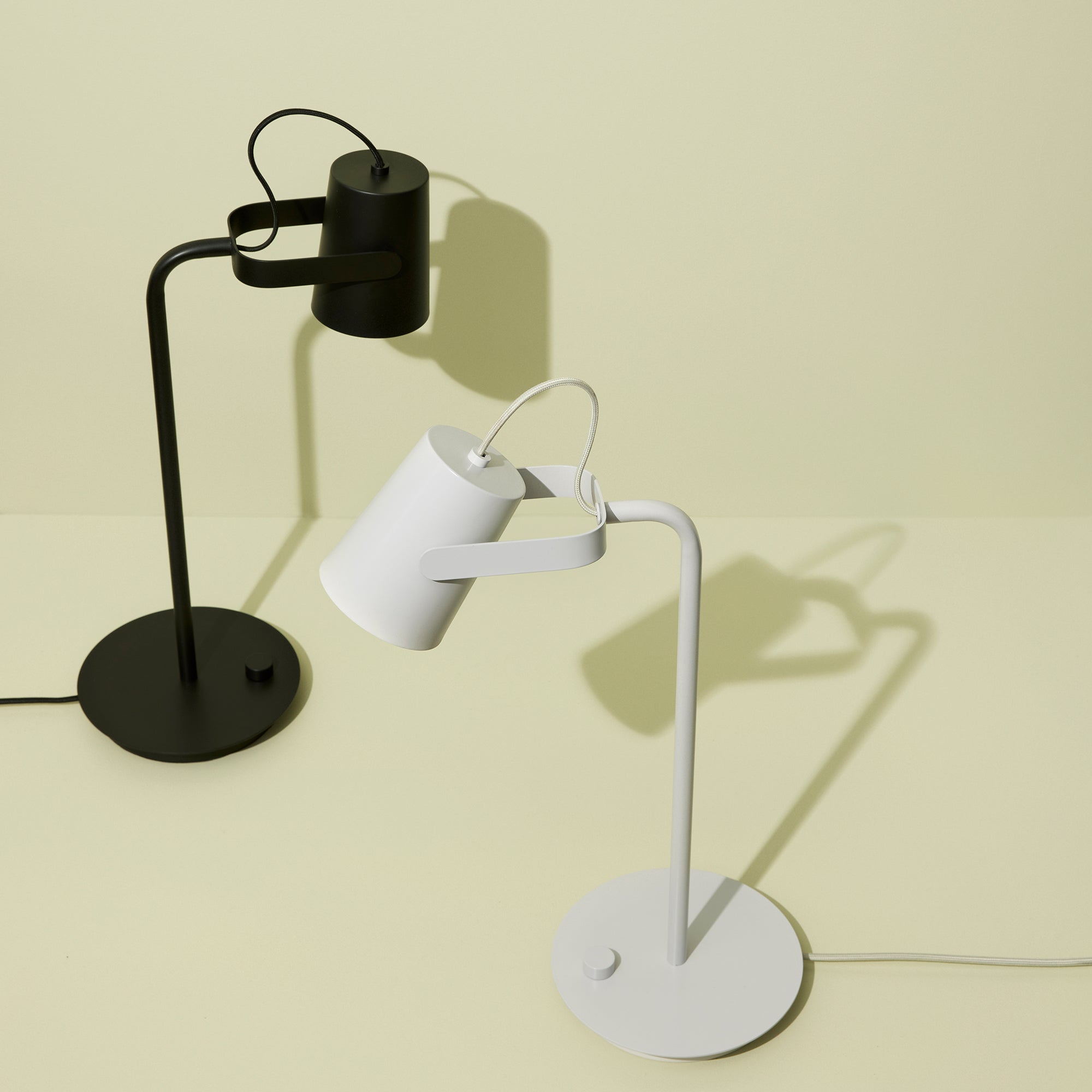 Hübsch ardent bordlampe sort
