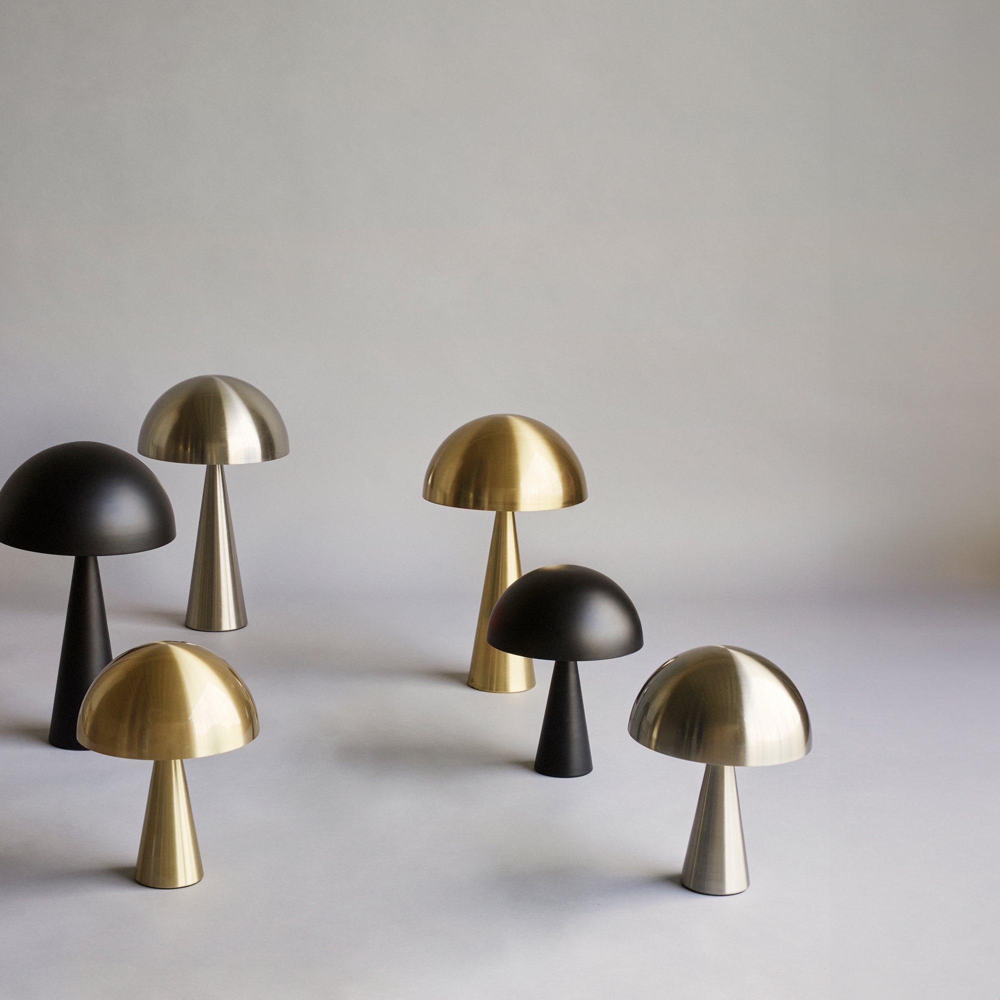 Hübsch mush bordlampe høj nikkel