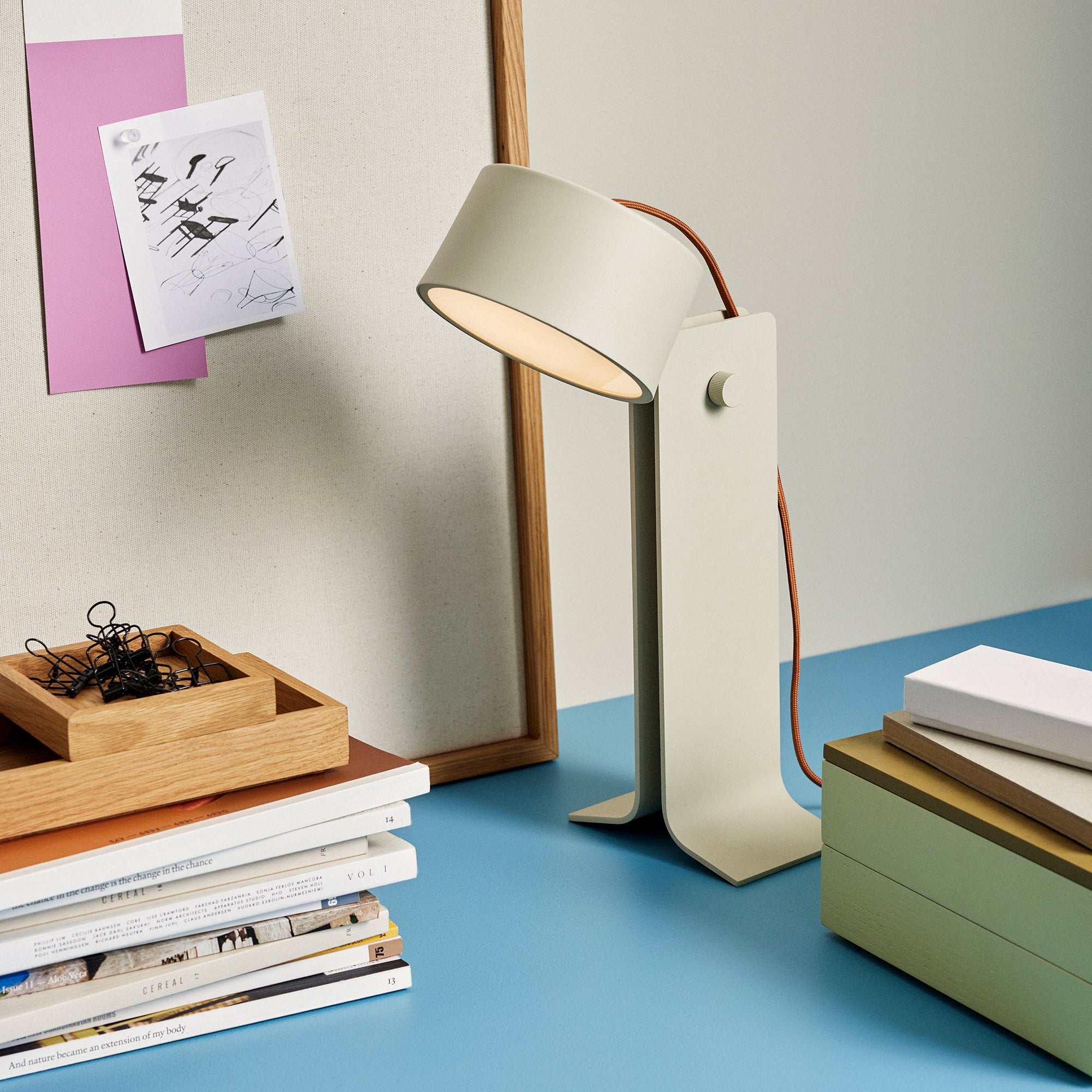 Hübsch crea bordlampe sand